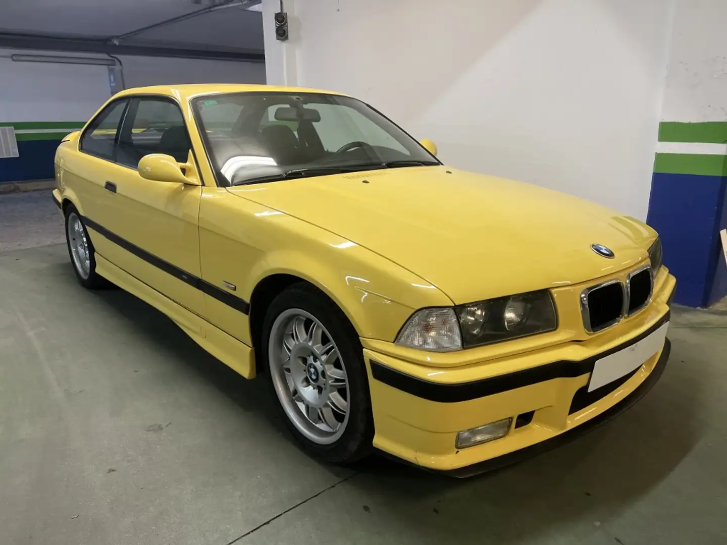 BMW M3 Coupé Żółty - 1