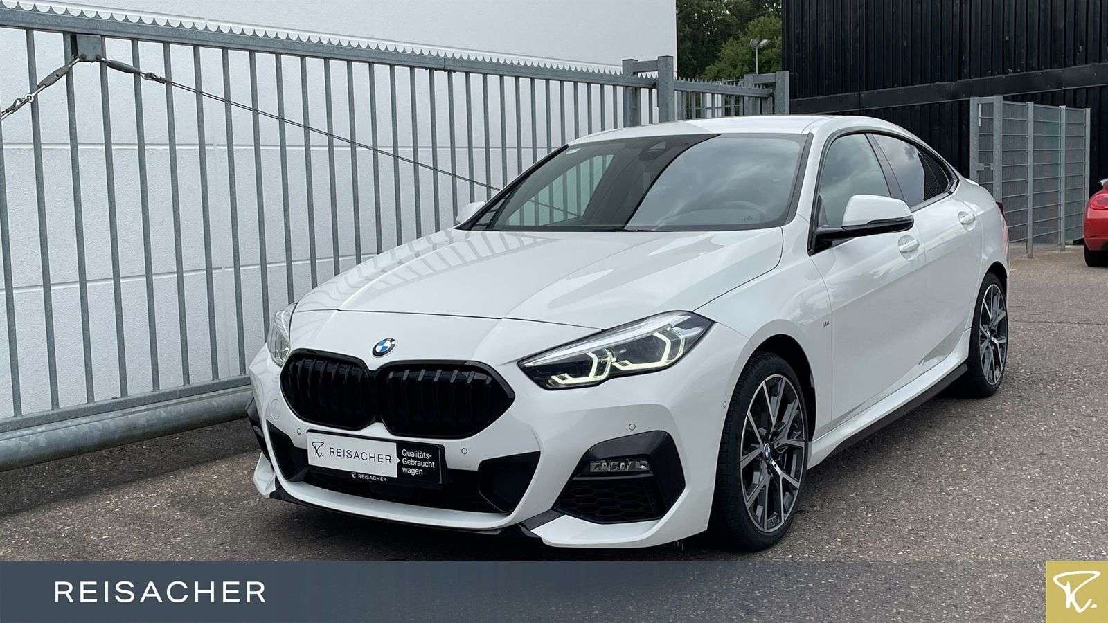 BMW 218