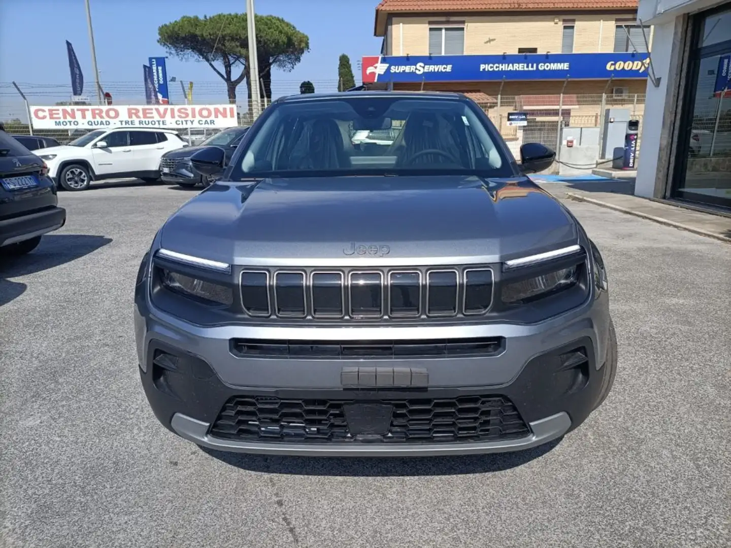 Jeep Avenger 1.2 Turbo 100 CV Altitude PREZZO REALE Grijs - 2