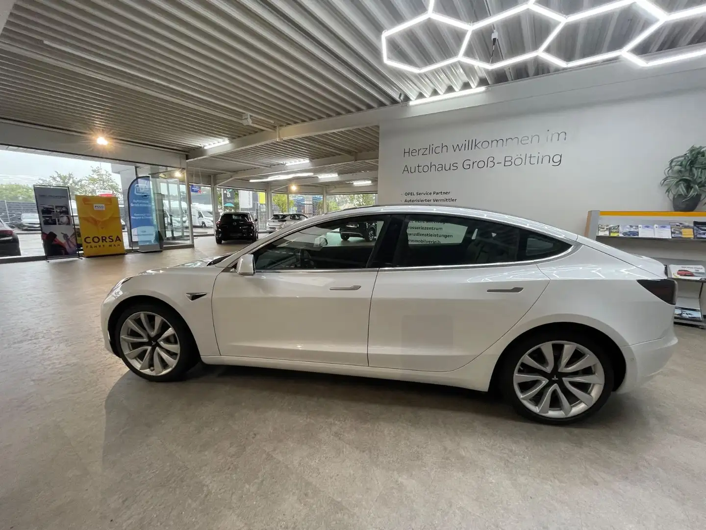 Tesla Model 3 Long Range Dual AWD Weiß - 2