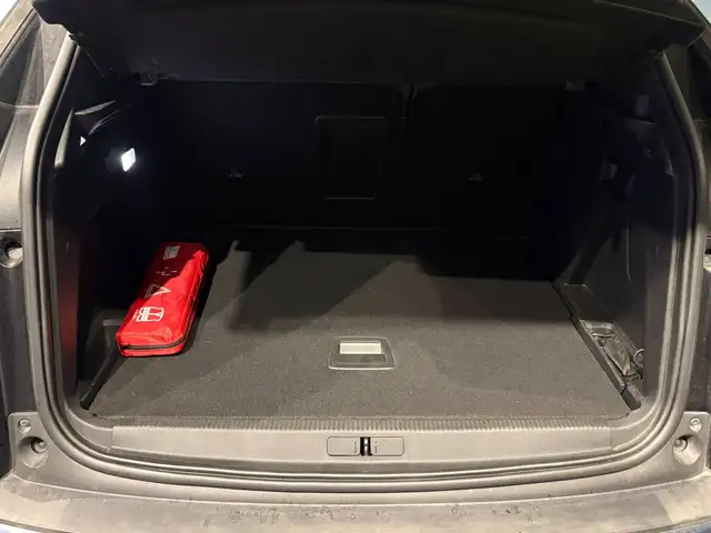 Peugeot 3008 view 10