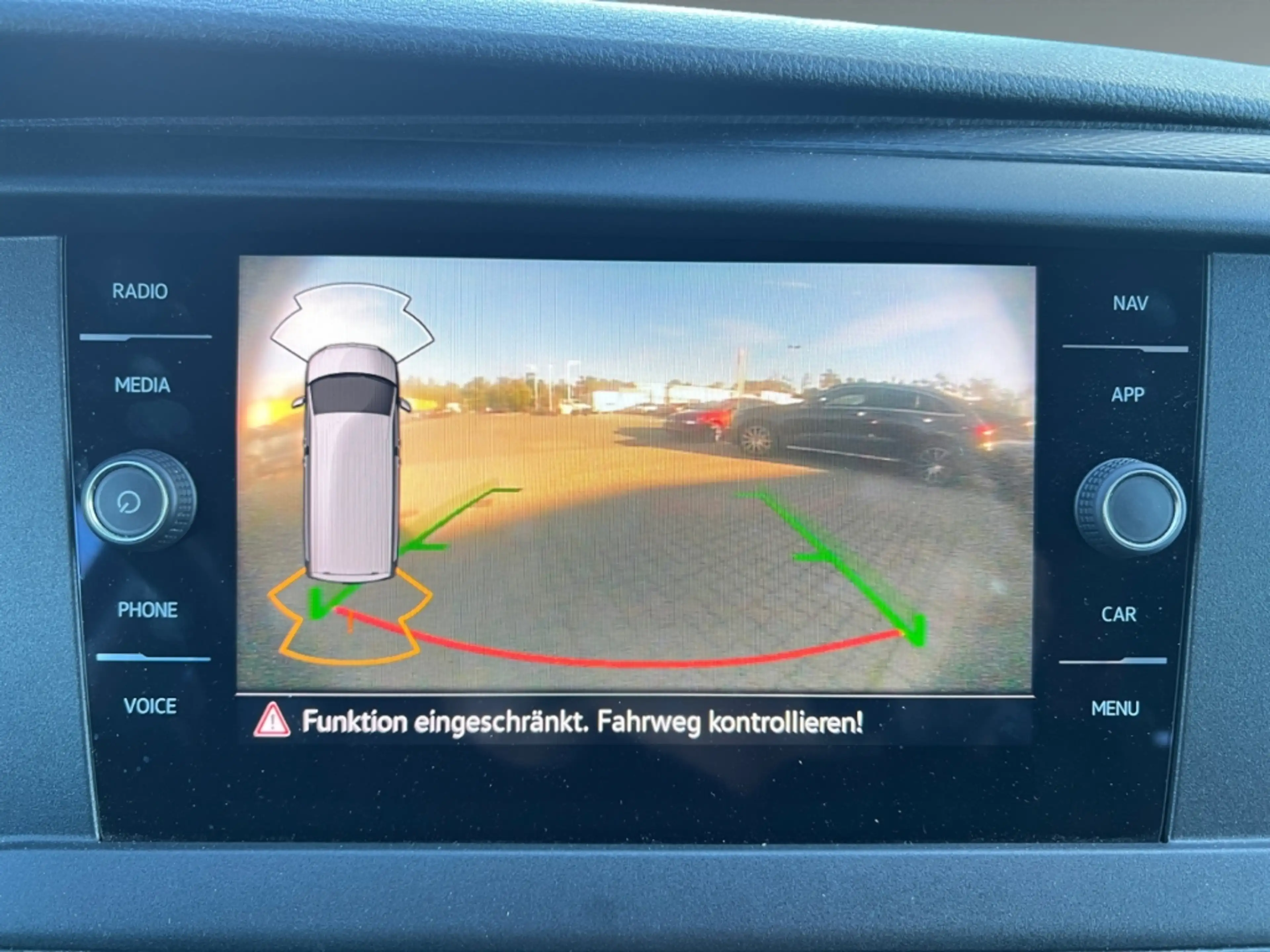 Volkswagen Transporter T6.1 Kombi FWD lang Navi LED Apple    CarPlay Andr — photo 12