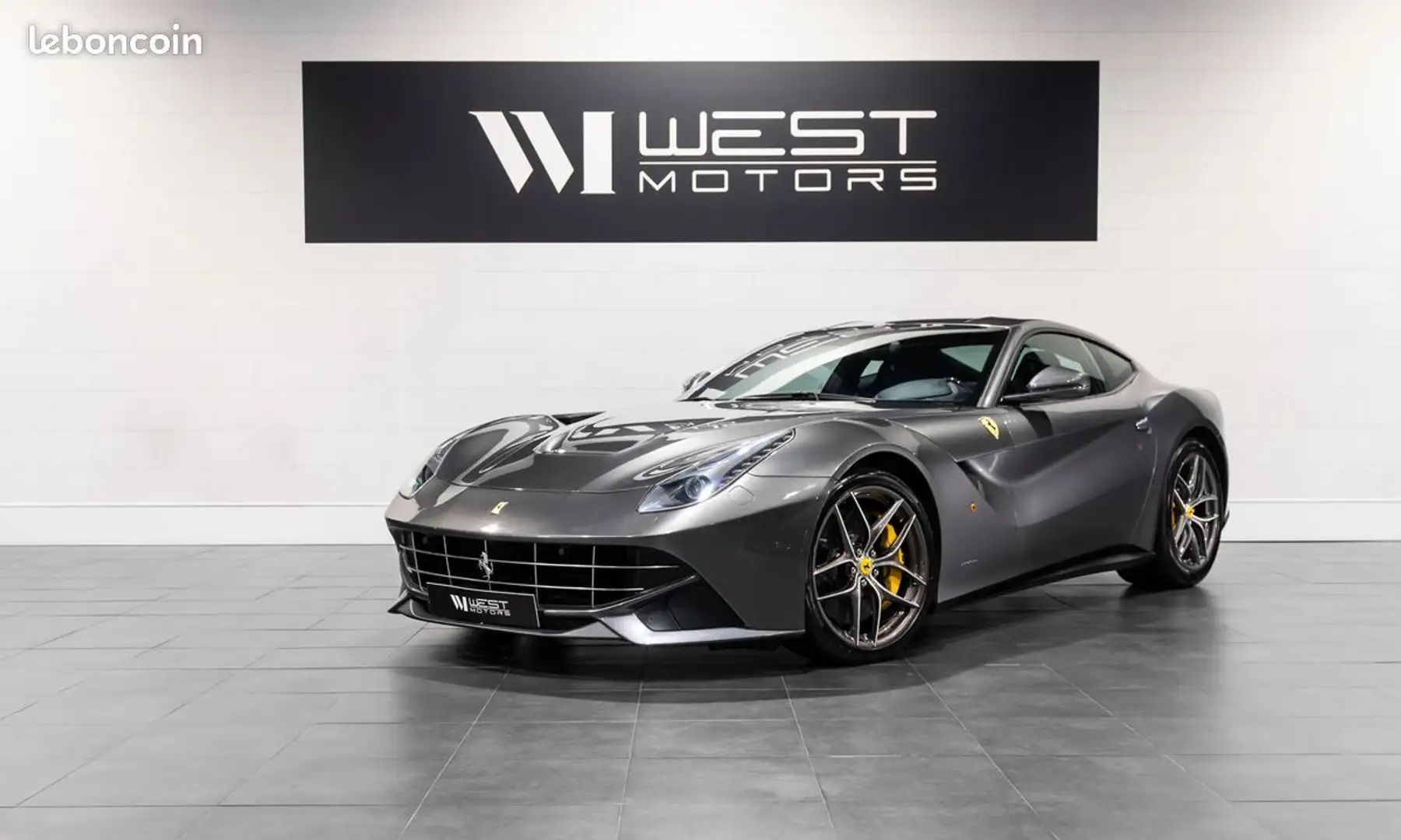 Ferrari F12 6.3 V12 740 FRANÇAISE Lift Volant Carbone Surpiqur Black - 1