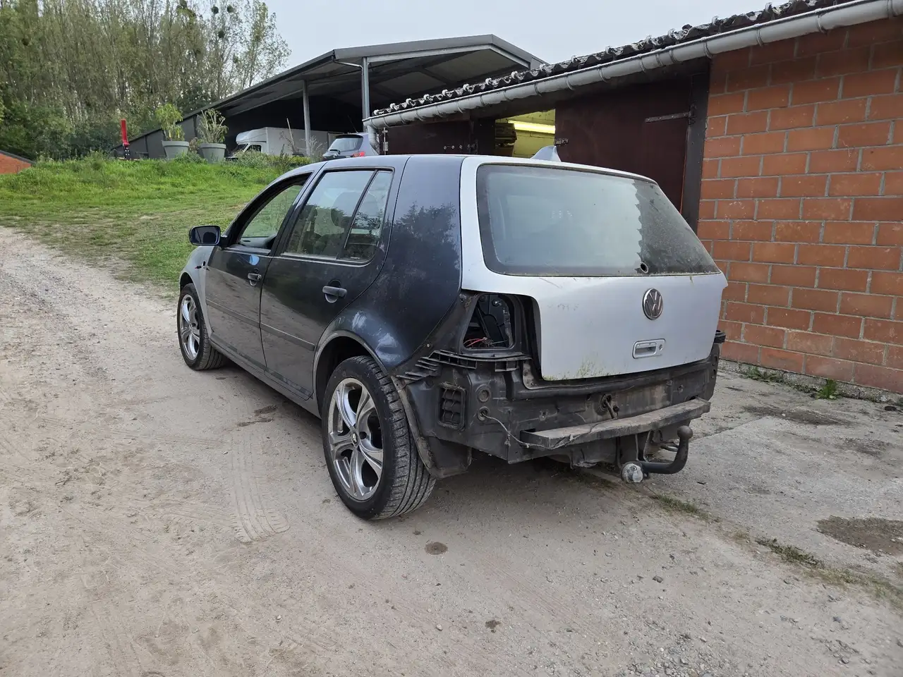 Volkswagen Golf 1.9 TDi (in onderdelen), foto 3