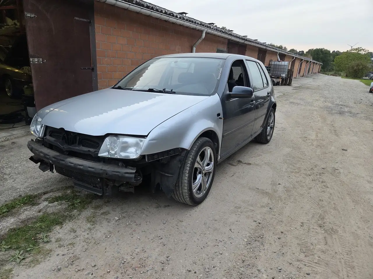 Volkswagen Golf 1.9 TDi (in onderdelen), foto 2