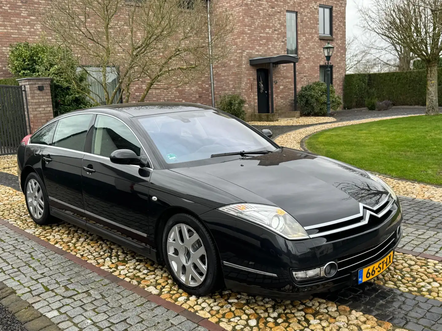 Citroen C6 2.7 HdiF V6 Exclusive Youngtimer NL Auto Siyah - 2