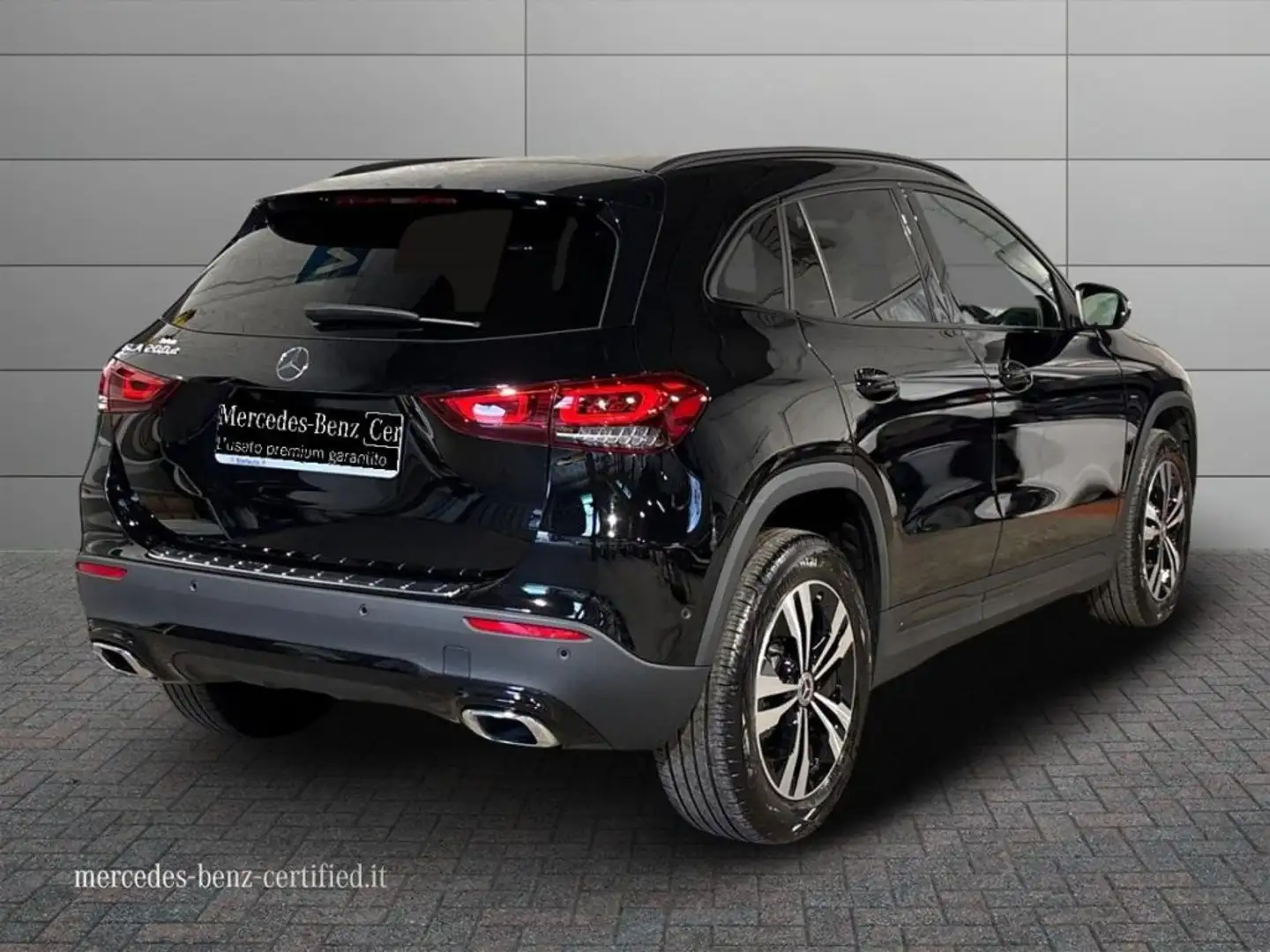 Mercedes-Benz GLA 200 d Automatic Sport Plus Nero - 2