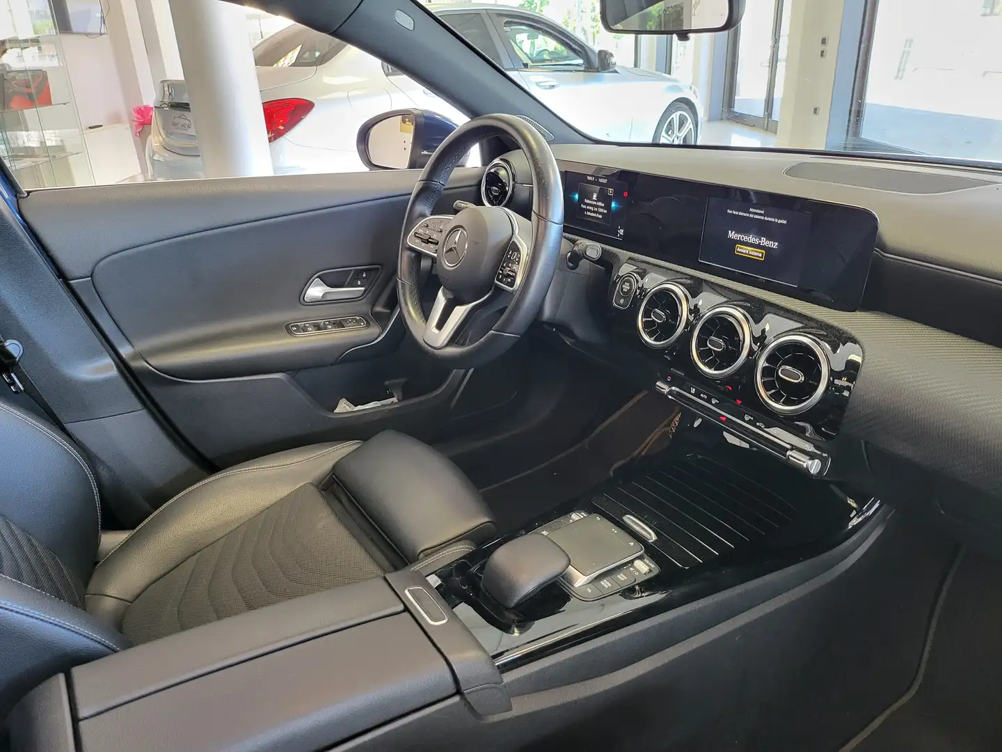 Mercedes-Benz A 180 A 180 d Executive Next auto Azul - 2