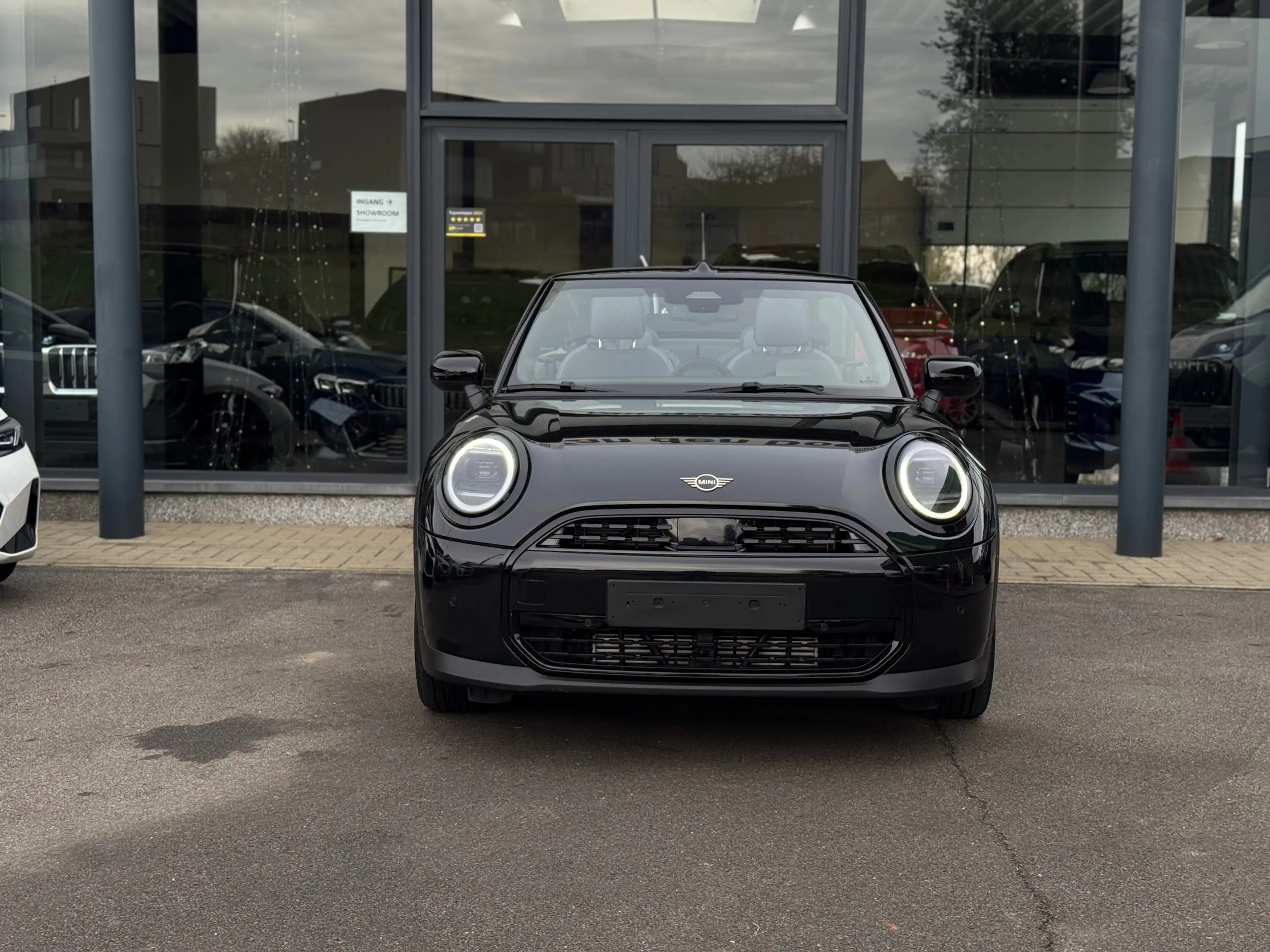 MINI Cooper C Cabrio Cabrio / HUD / H-K / KEYL / CAM / VERW ZET + STUUR — photo 4