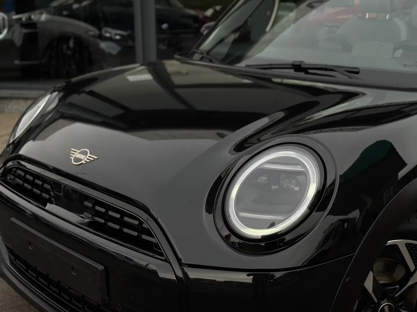 MINI Cooper C Cabrio Cabrio / HUD / H-K / KEYL / CAM / VERW ZET + STUUR Schwarz - 2