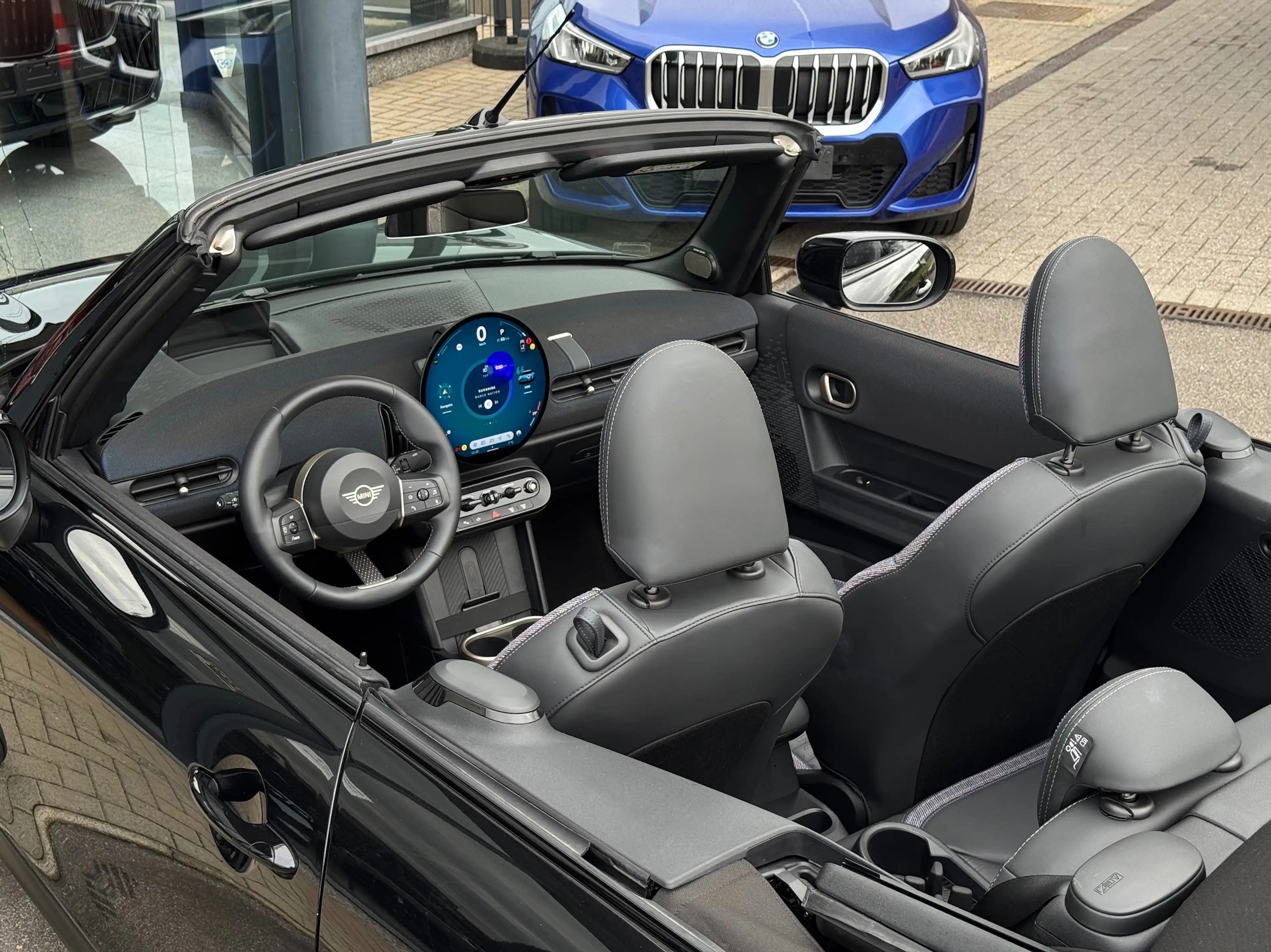 MINI Cooper C Cabrio Cabrio / HUD / H-K / KEYL / CAM / VERW ZET + STUUR — photo 12