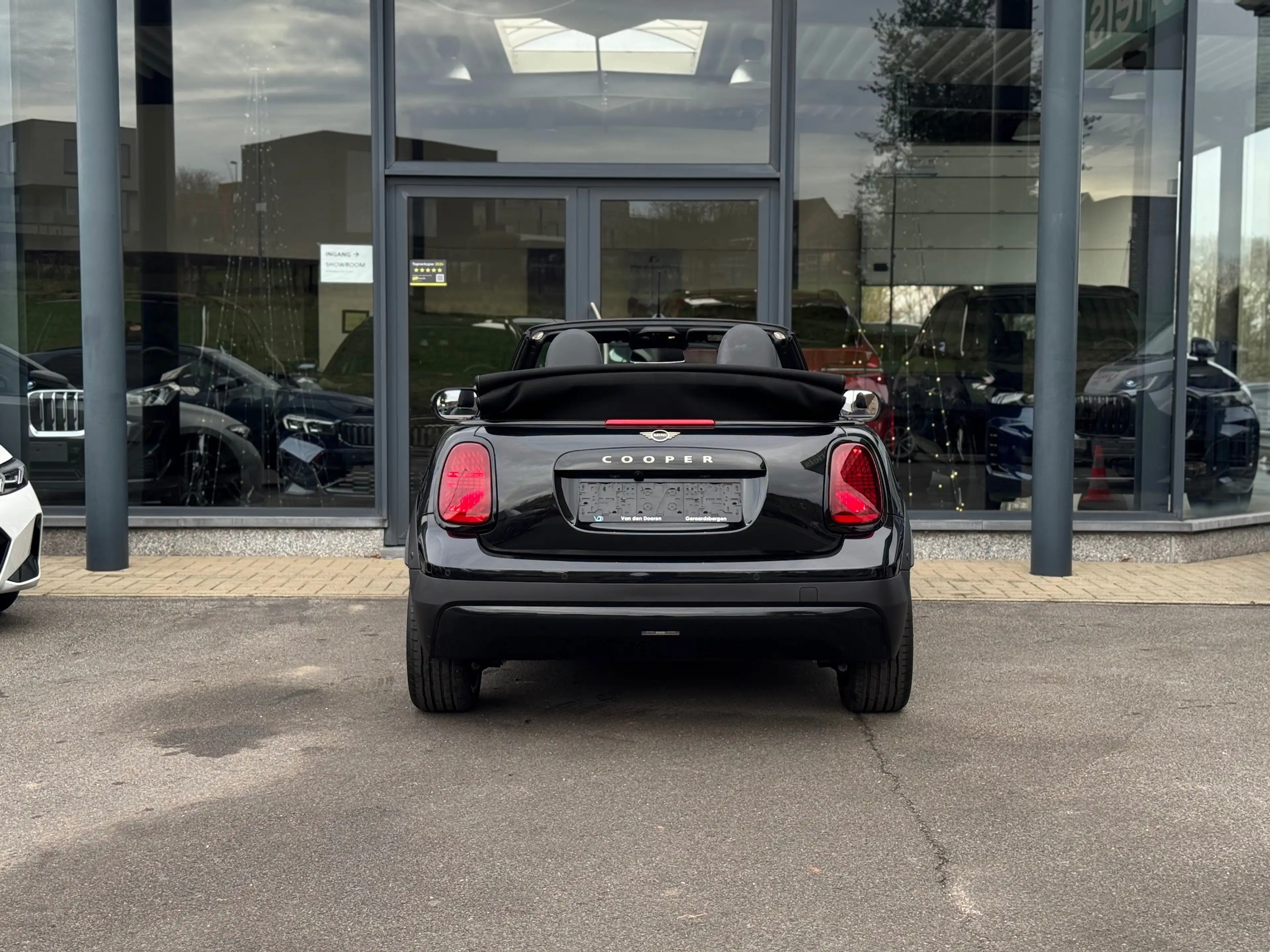 MINI Cooper C Cabrio Cabrio / HUD / H-K / KEYL / CAM / VERW ZET + STUUR — photo 15