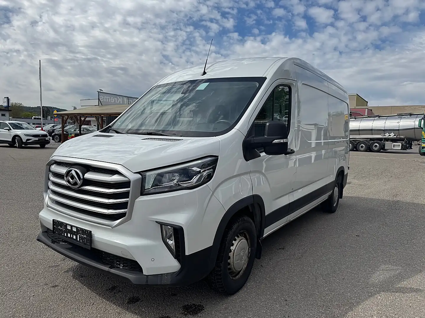 Maxus Deliver 9 *MwstAusweisbar* Weiß - 1