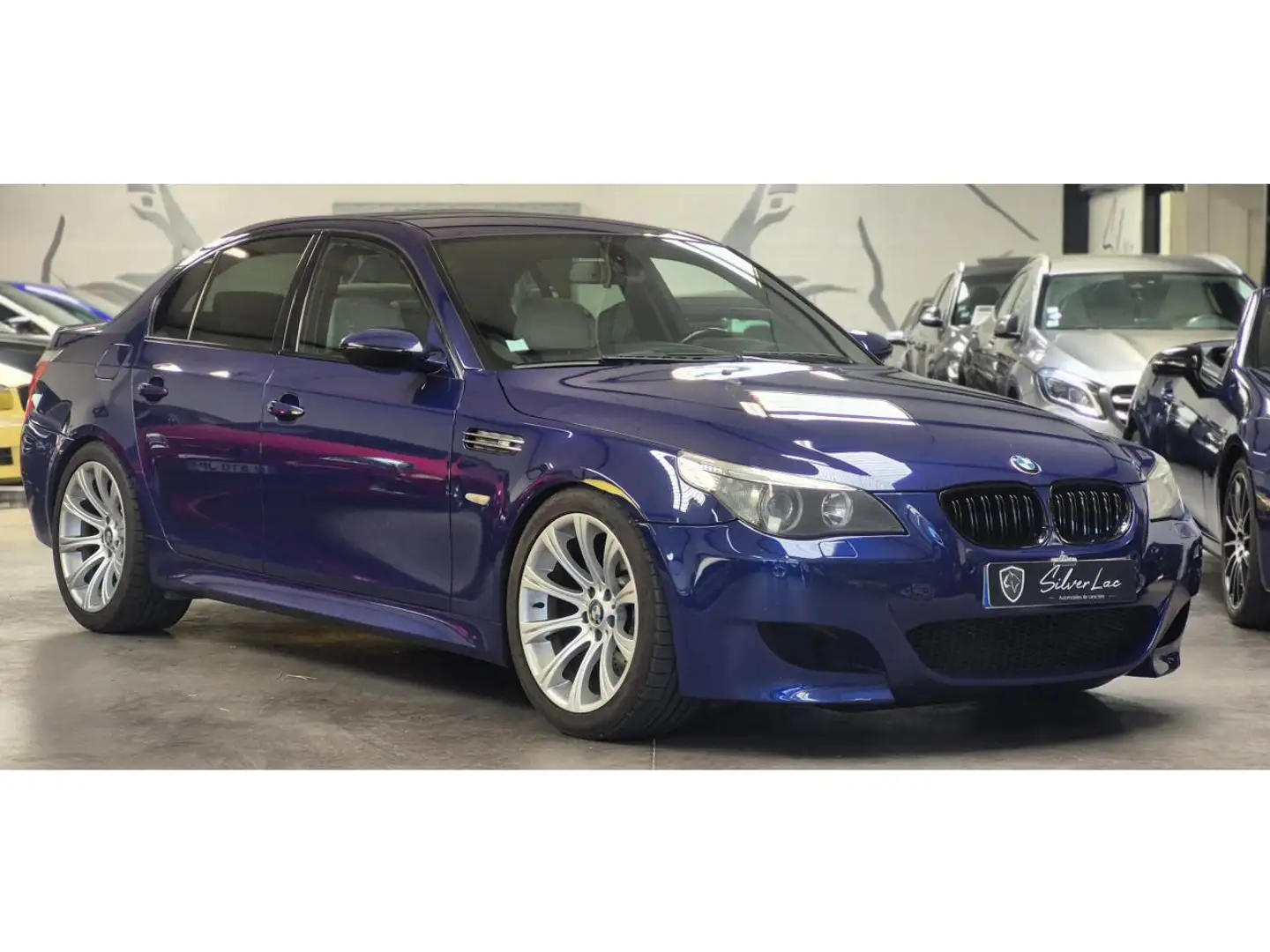 BMW M5 M5 - BV SMG  BERLINE E60 M5 PHASE 1 Bleu - 1