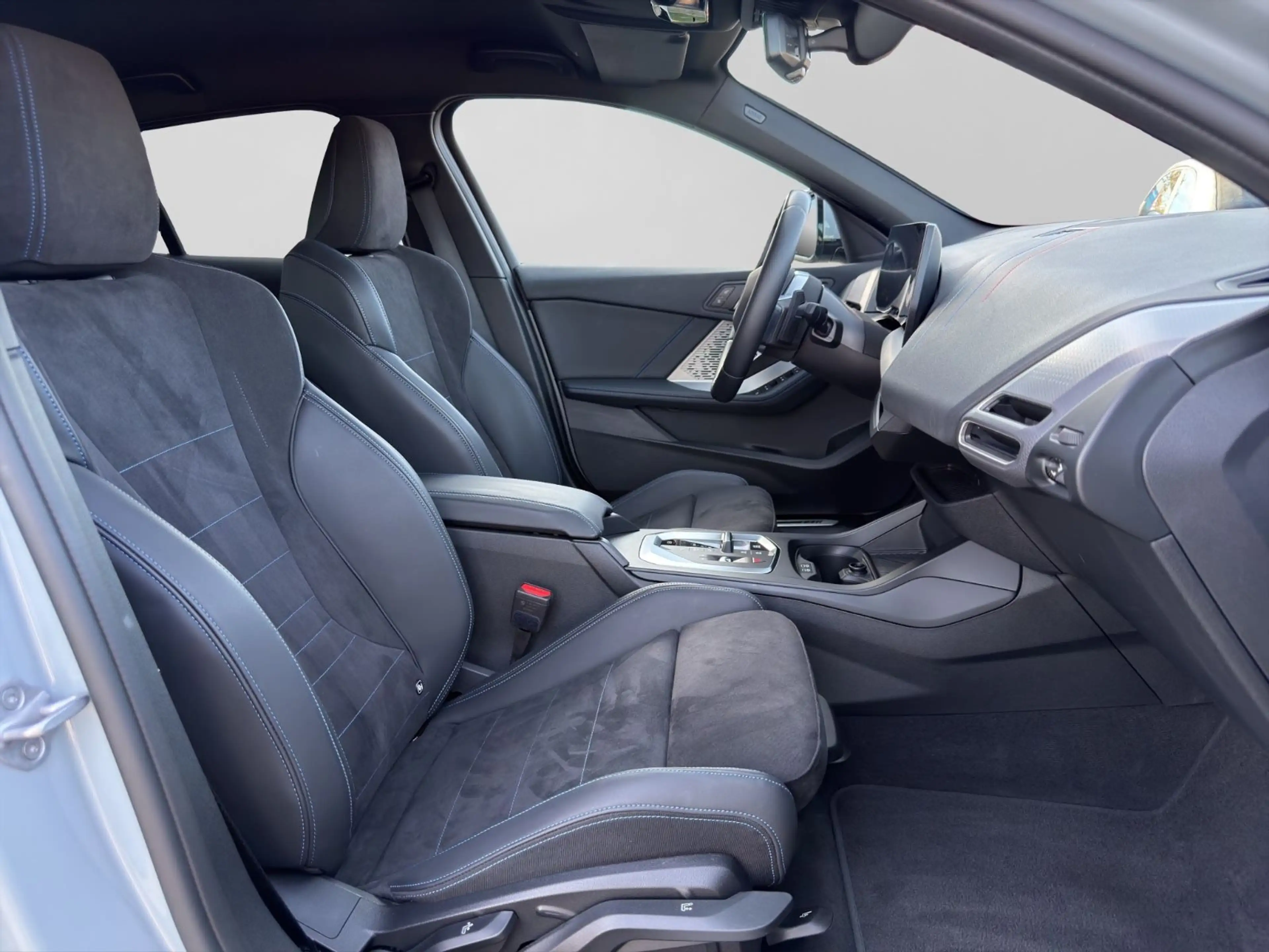 BMW 118 d M Sport Automatik CarPlay Kamera Alexa — photo 11