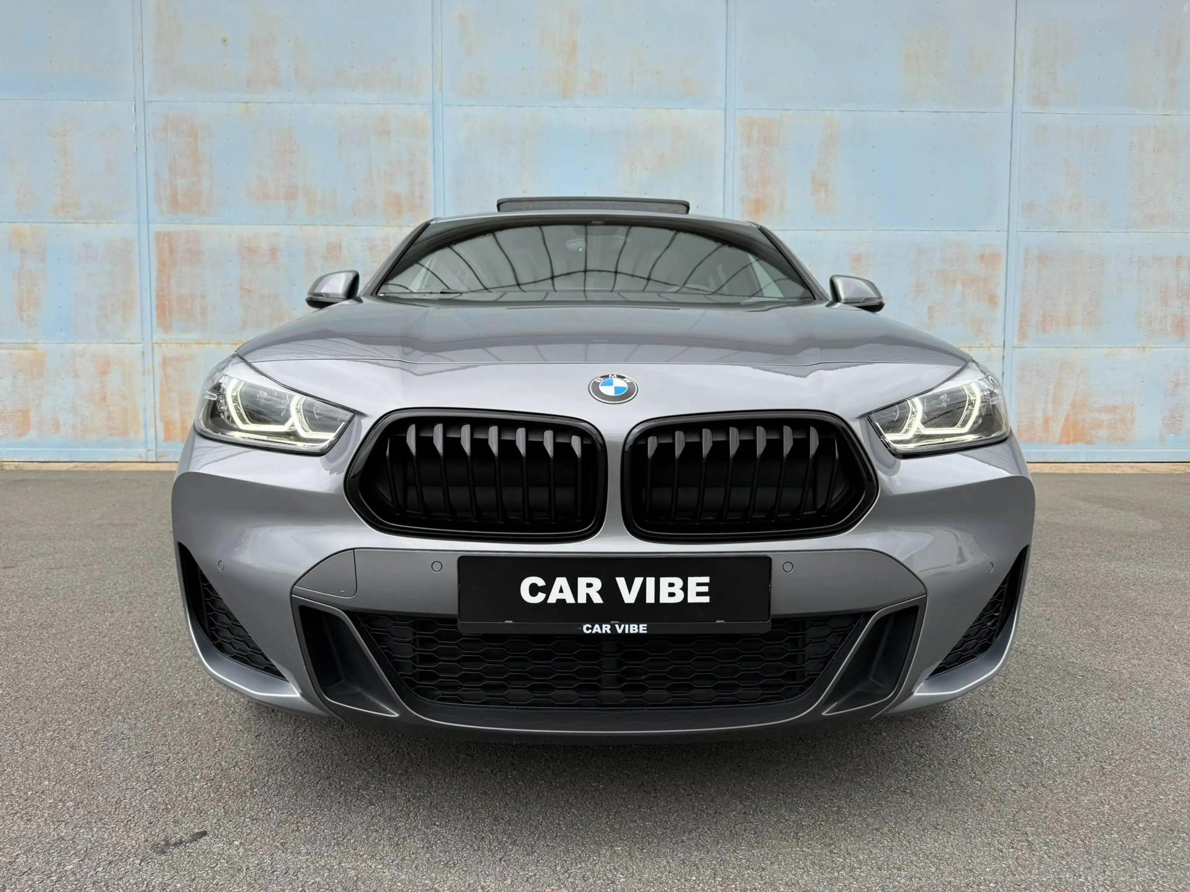 BMW X2 X2 sDrive18i - M sportpakket - Panoramisch open dak - Camera - GPS - Leder - Belgische wagen - Eerste eigenaar — photo 4