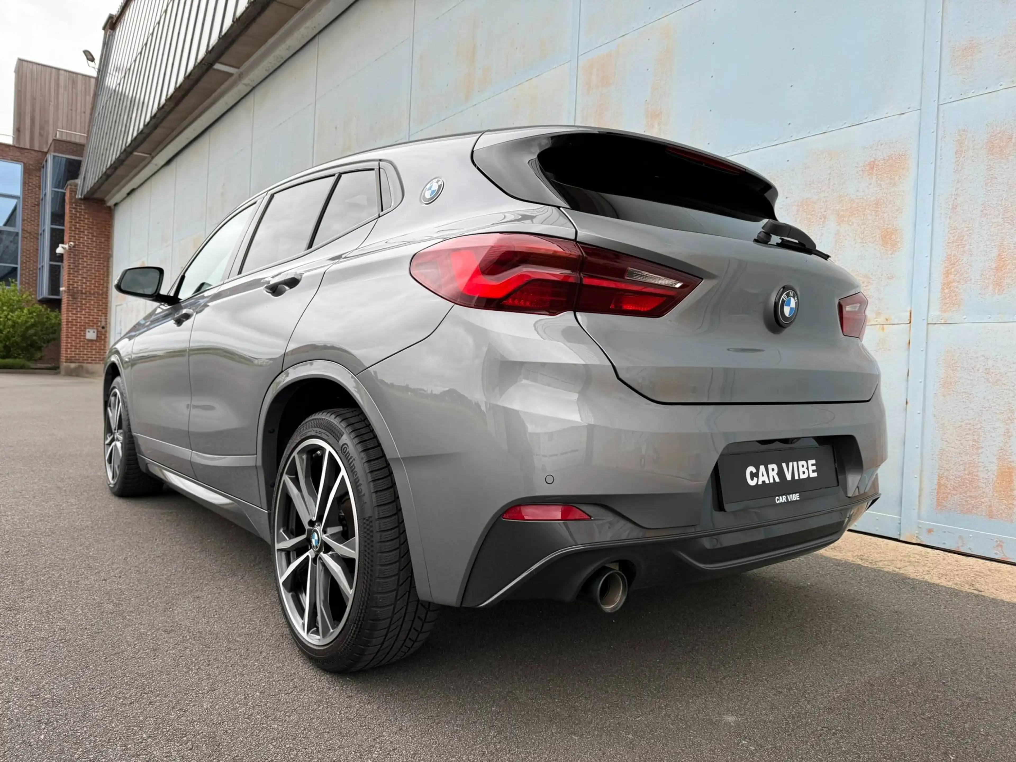 BMW X2 X2 sDrive18i - M sportpakket - Panoramisch open dak - Camera - GPS - Leder - Belgische wagen - Eerste eigenaar — photo 3
