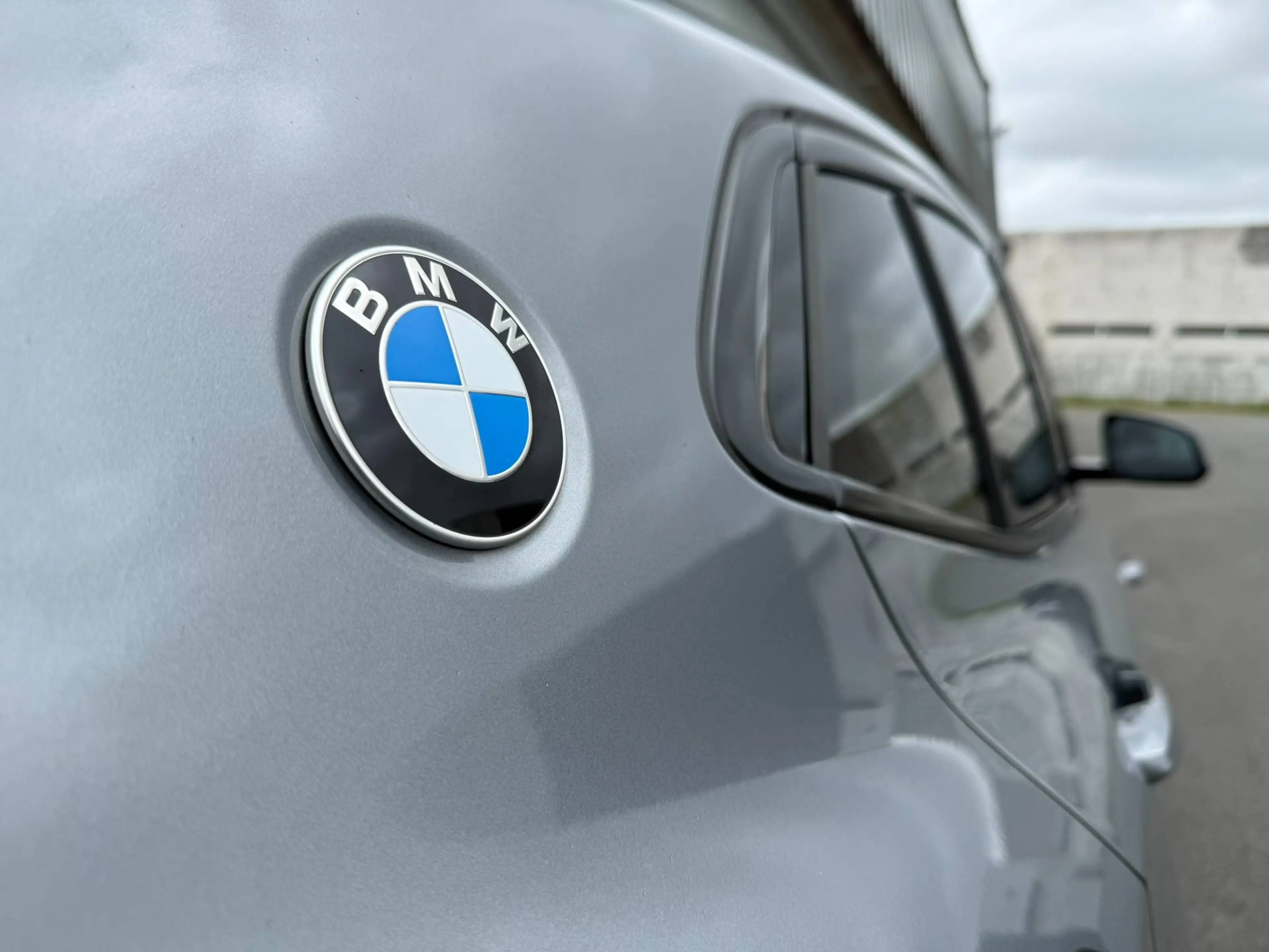 BMW X2 X2 sDrive18i - M sportpakket - Panoramisch open dak - Camera - GPS - Leder - Belgische wagen - Eerste eigenaar — photo 8