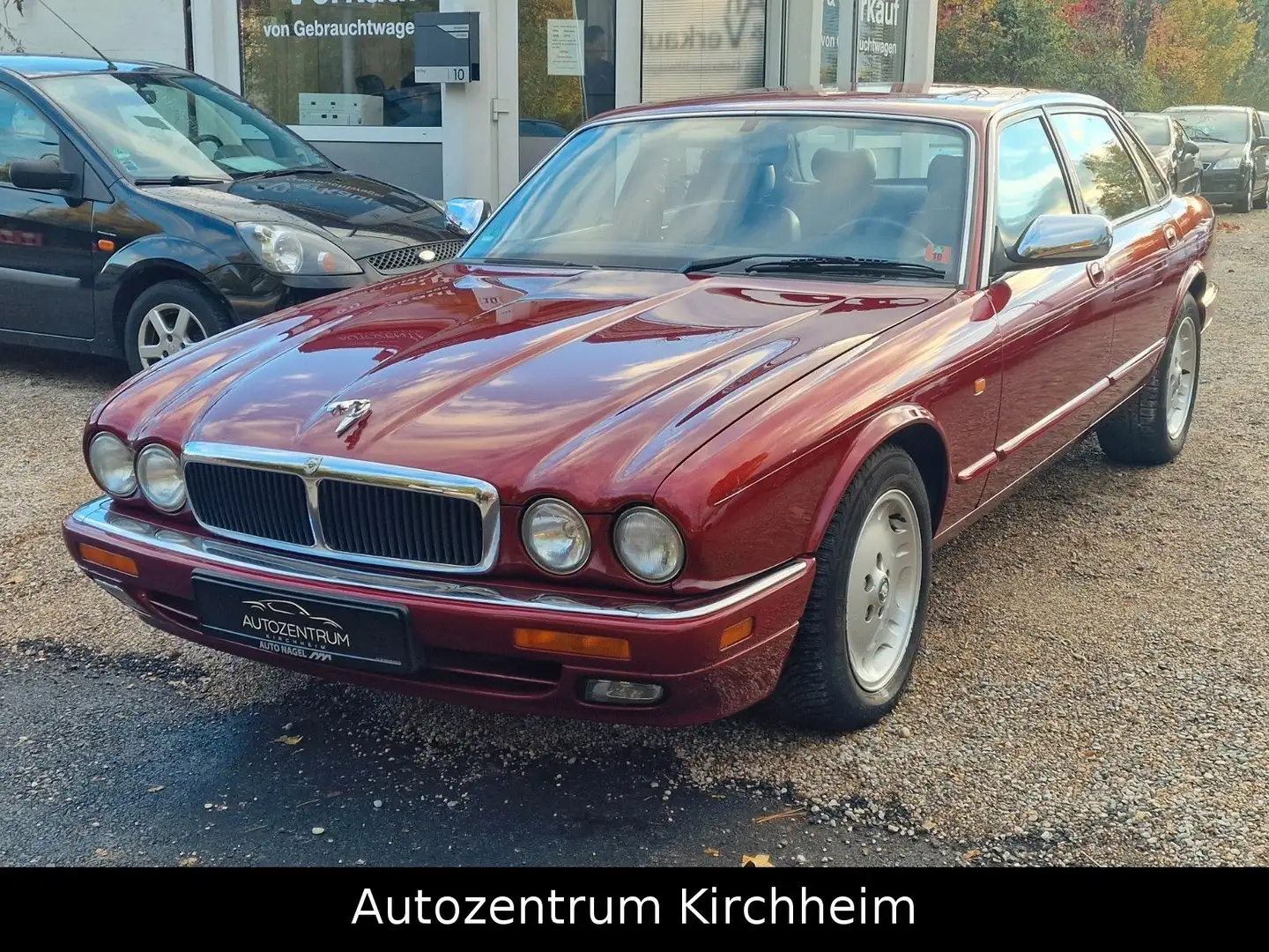 Jaguar XJ6 3.2 Business Rouge - 1