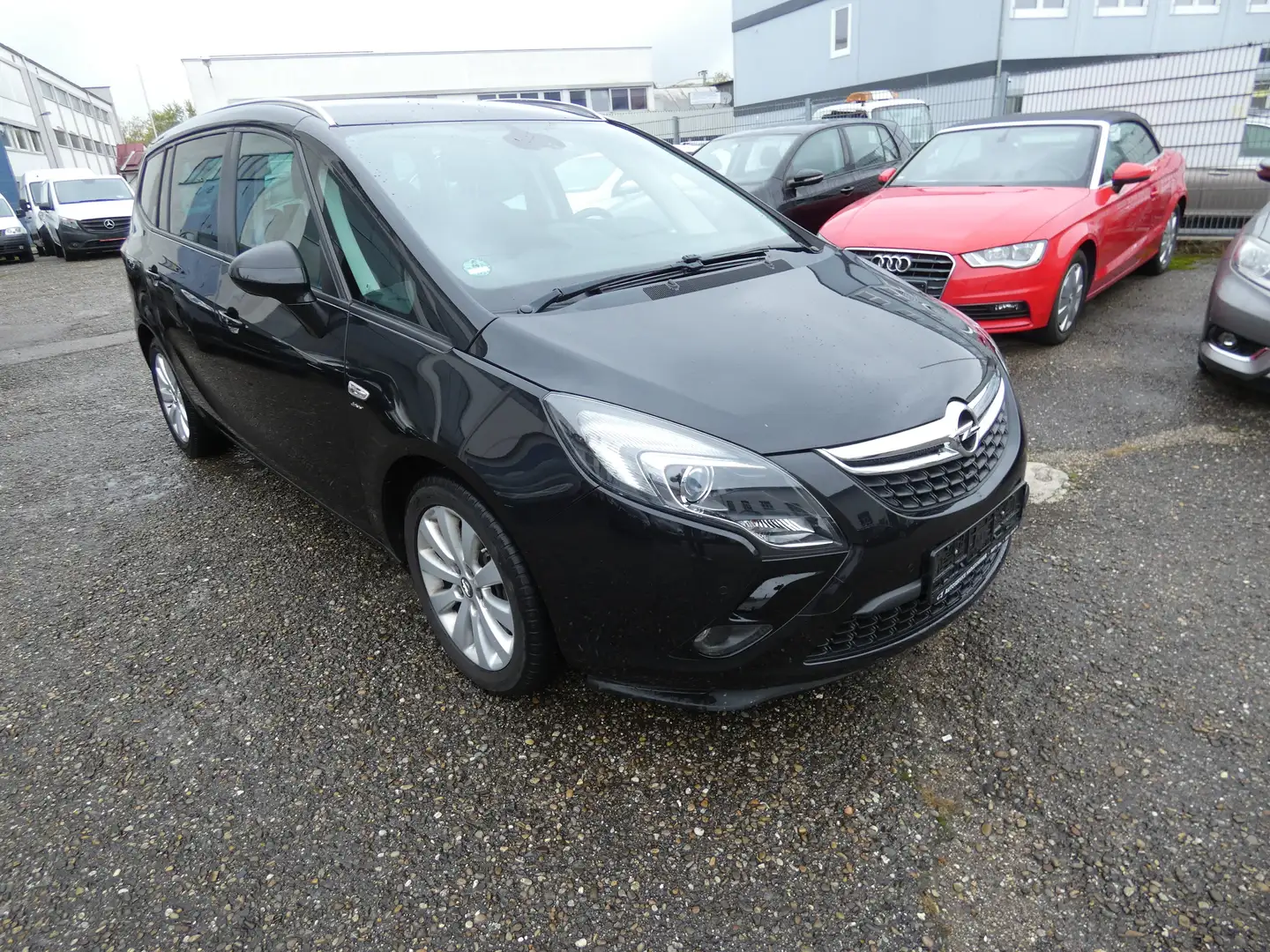 Opel Zafira Tourer Drive"Navi"Kamera"7 Sitze"AHK"1.Hand Schwarz - 1