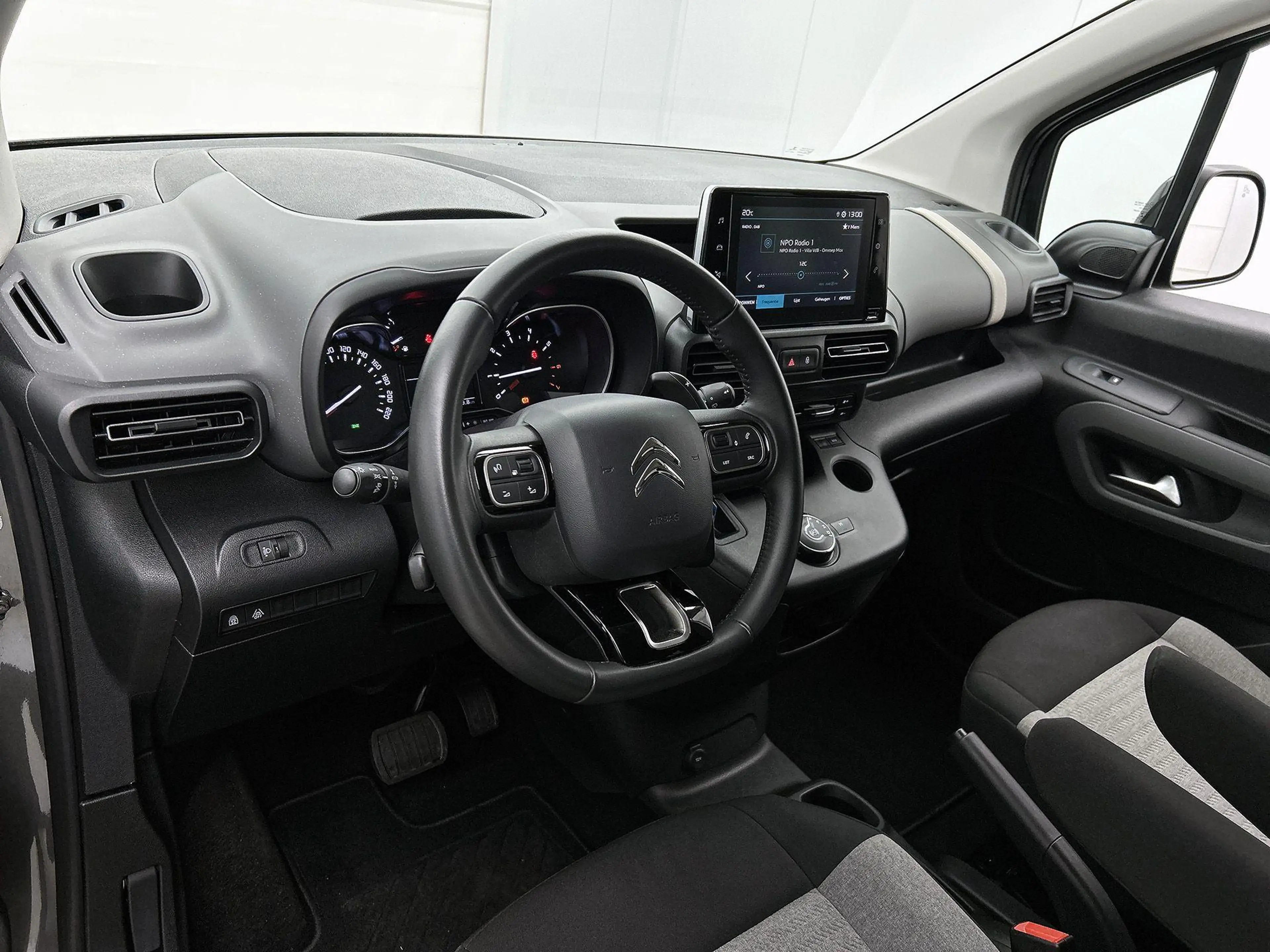 Citroen Berlingo 1.2 130pk Shine Automaat | Trekhaak | Apple Carpla — photo 10