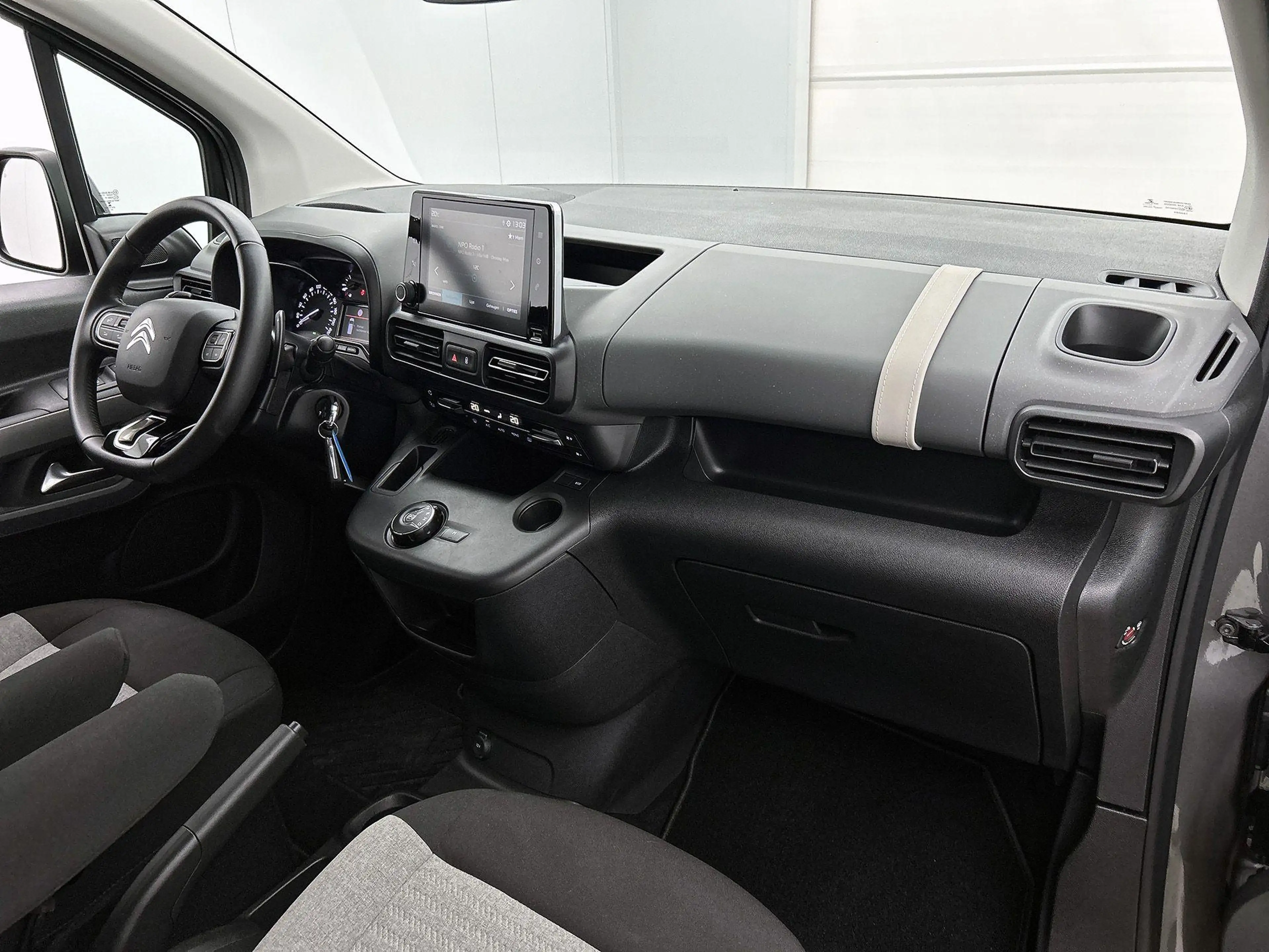 Citroen Berlingo 1.2 130pk Shine Automaat | Trekhaak | Apple Carpla — photo 12