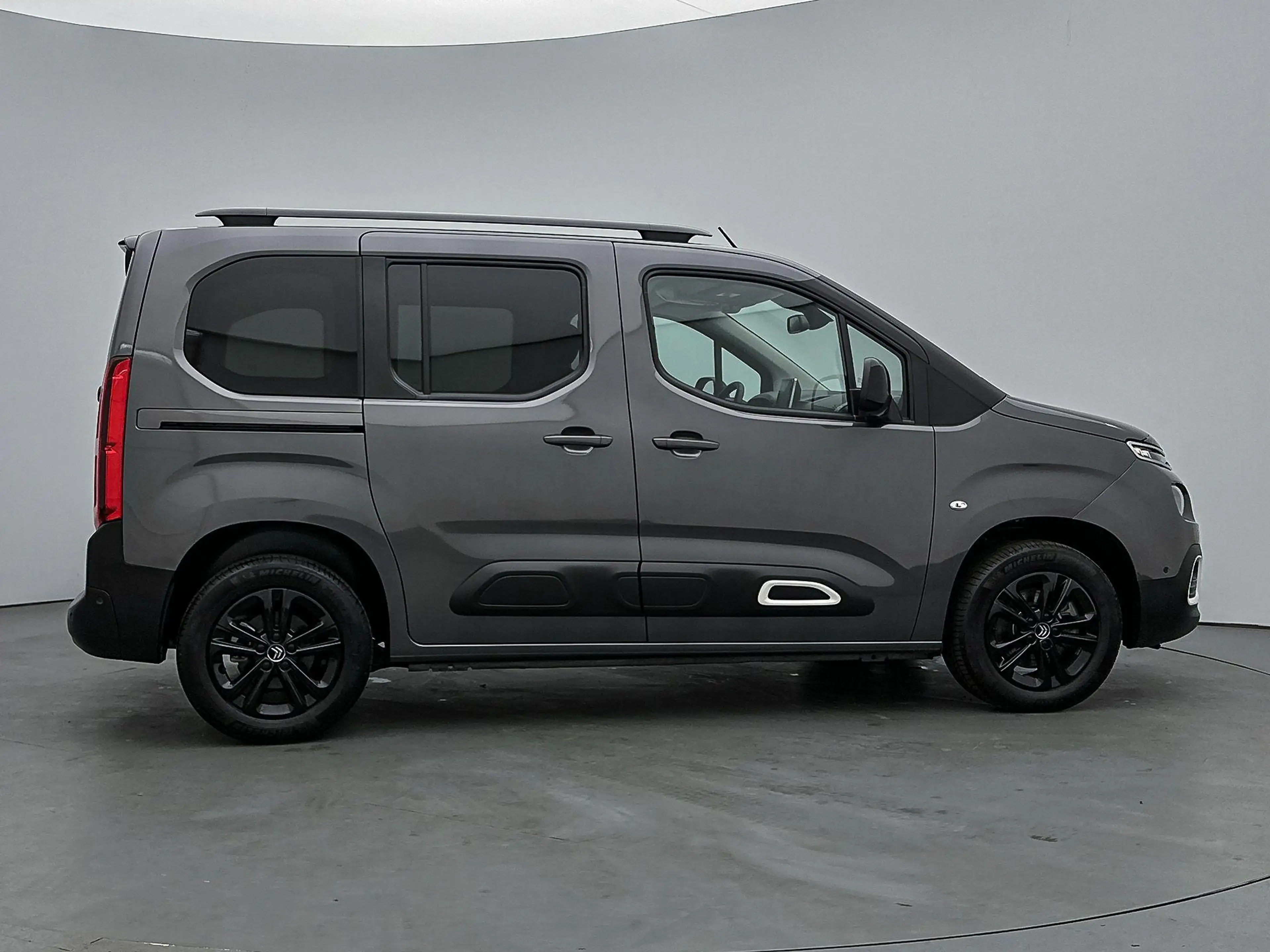 Citroen Berlingo 1.2 130pk Shine Automaat | Trekhaak | Apple Carpla — photo 8
