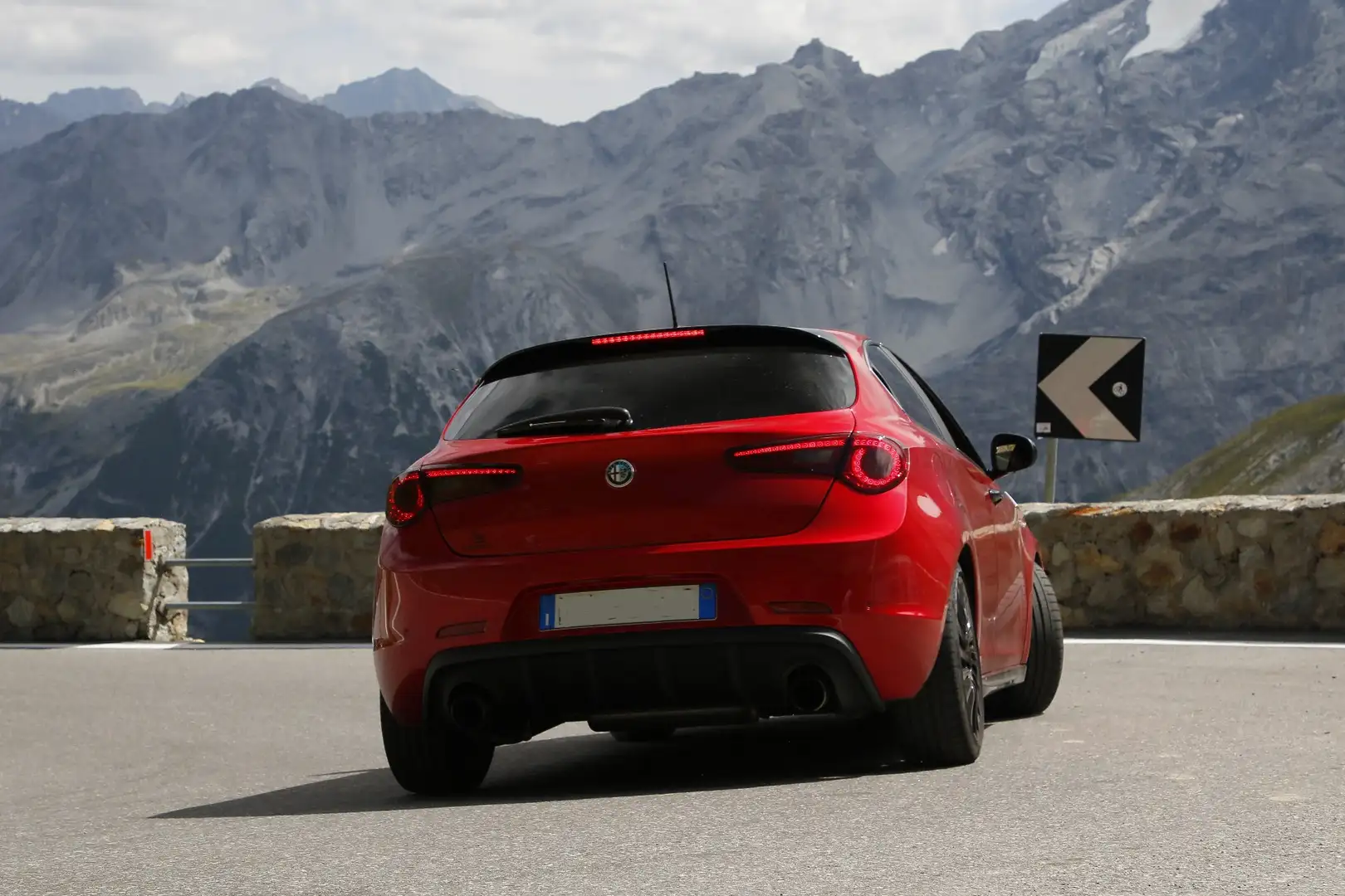 Alfa Romeo Giulietta 1750 t. Quadrifoglio Verde 240cv tct Rosso - 2