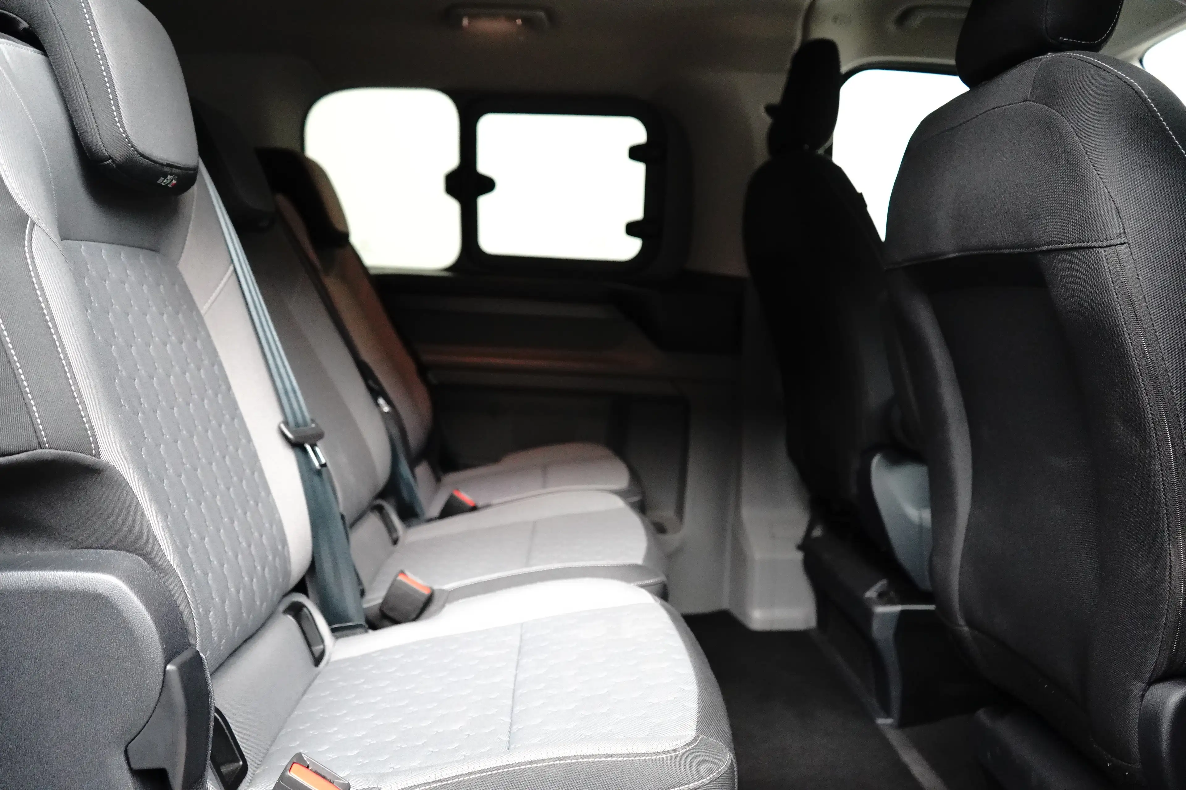 Ford Transit Custom Tourneo 340 2.5 PHEV L1H1 Titanium | Stoel- Stuurv — photo 10