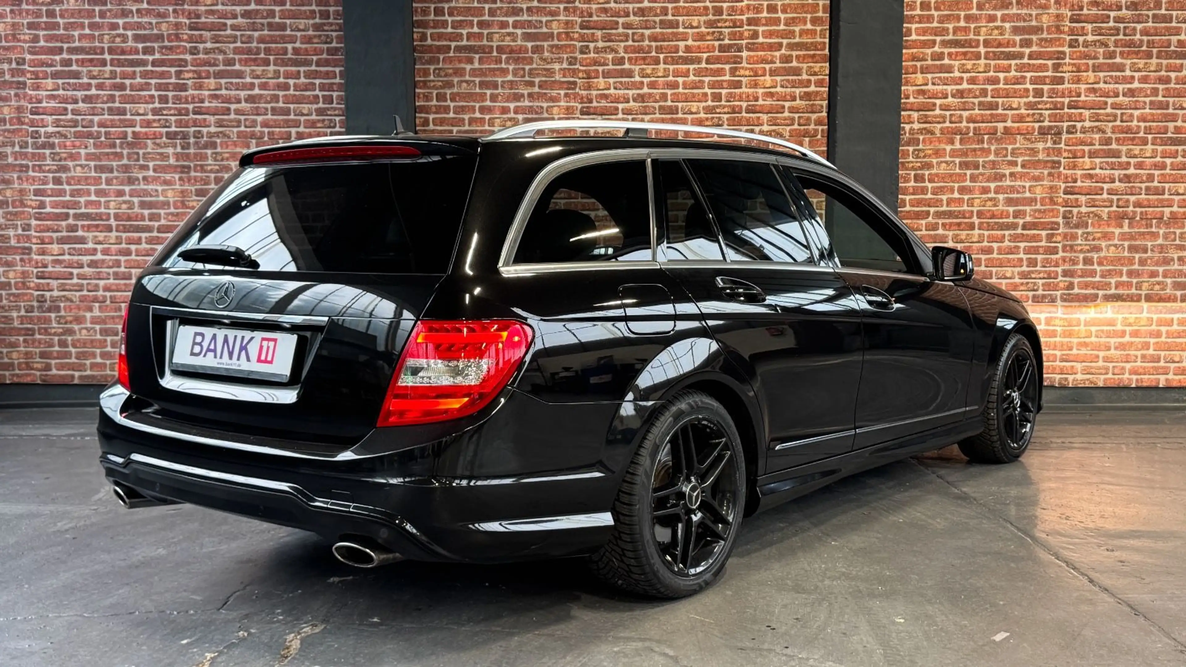 Mercedes-Benz C 350 CDI T Autom. AMG-PAKET*DISTRONIC*TOTWINKEL — photo 4