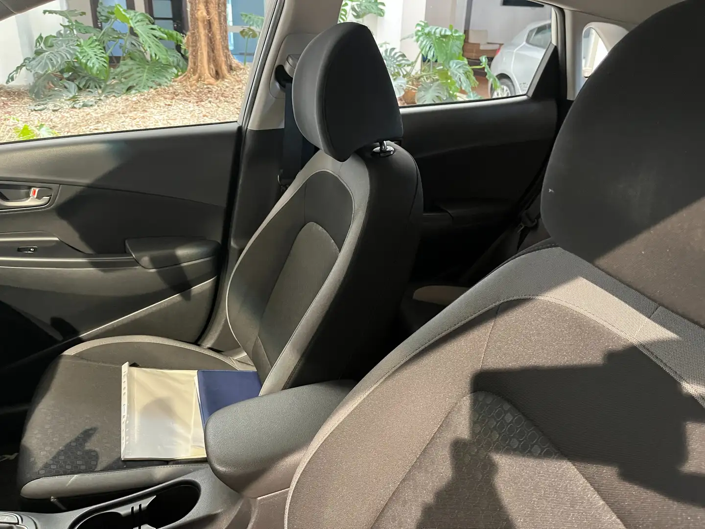 Hyundai KONA Kona I 2017 1.0 t-gdi Confort 2wd 120cv Bianco - 2