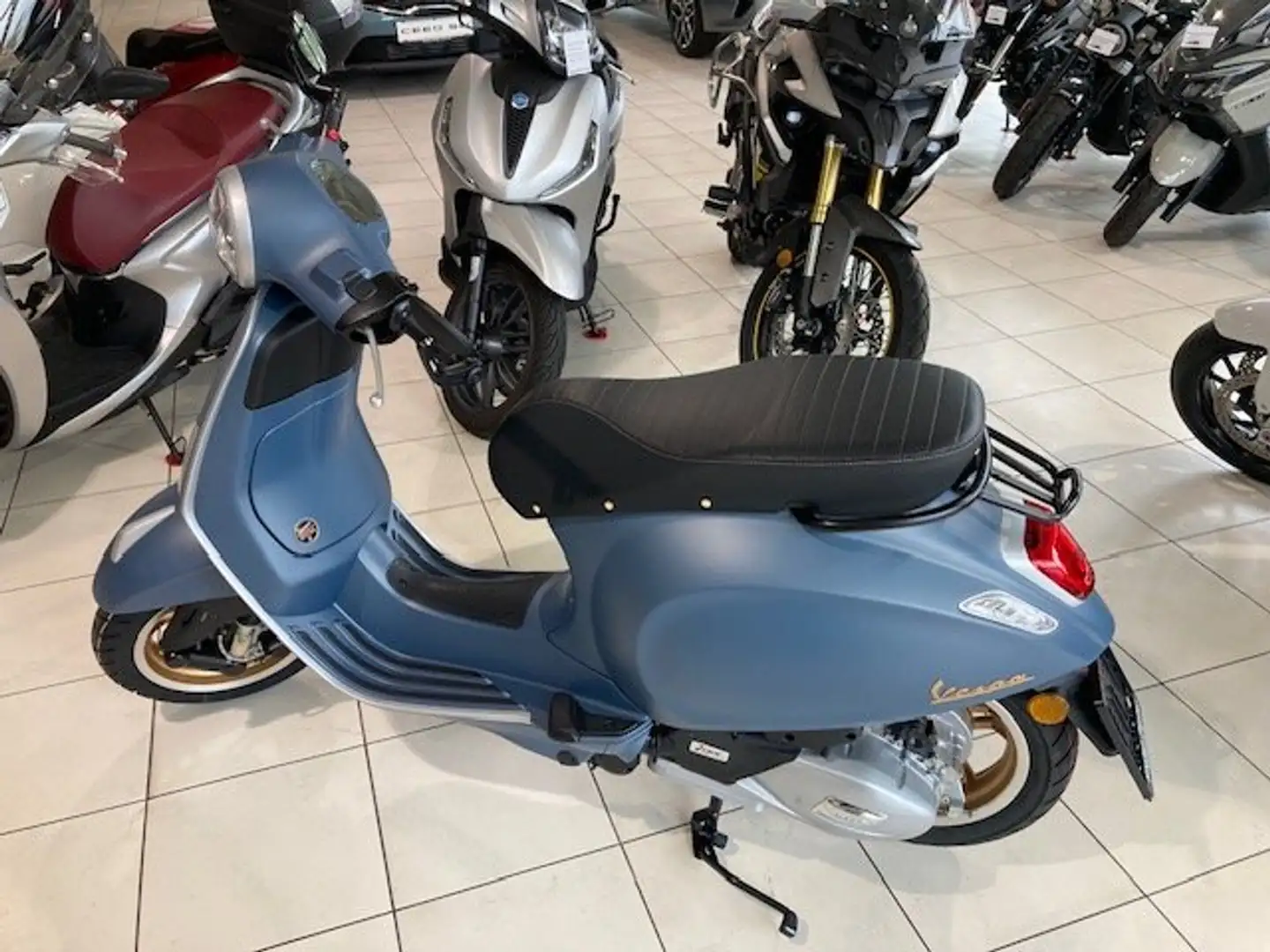 Vespa Primavera 125 OFFICINA 8 Azul - 1