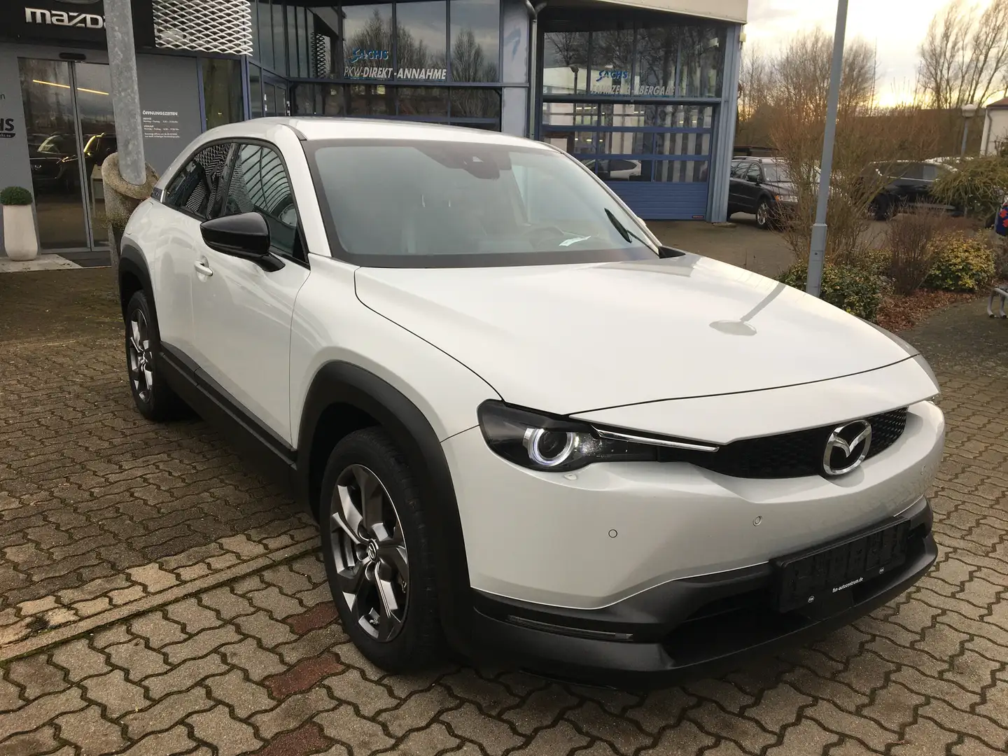 Mazda MX-30 145 PS First Edition Weiß - 2