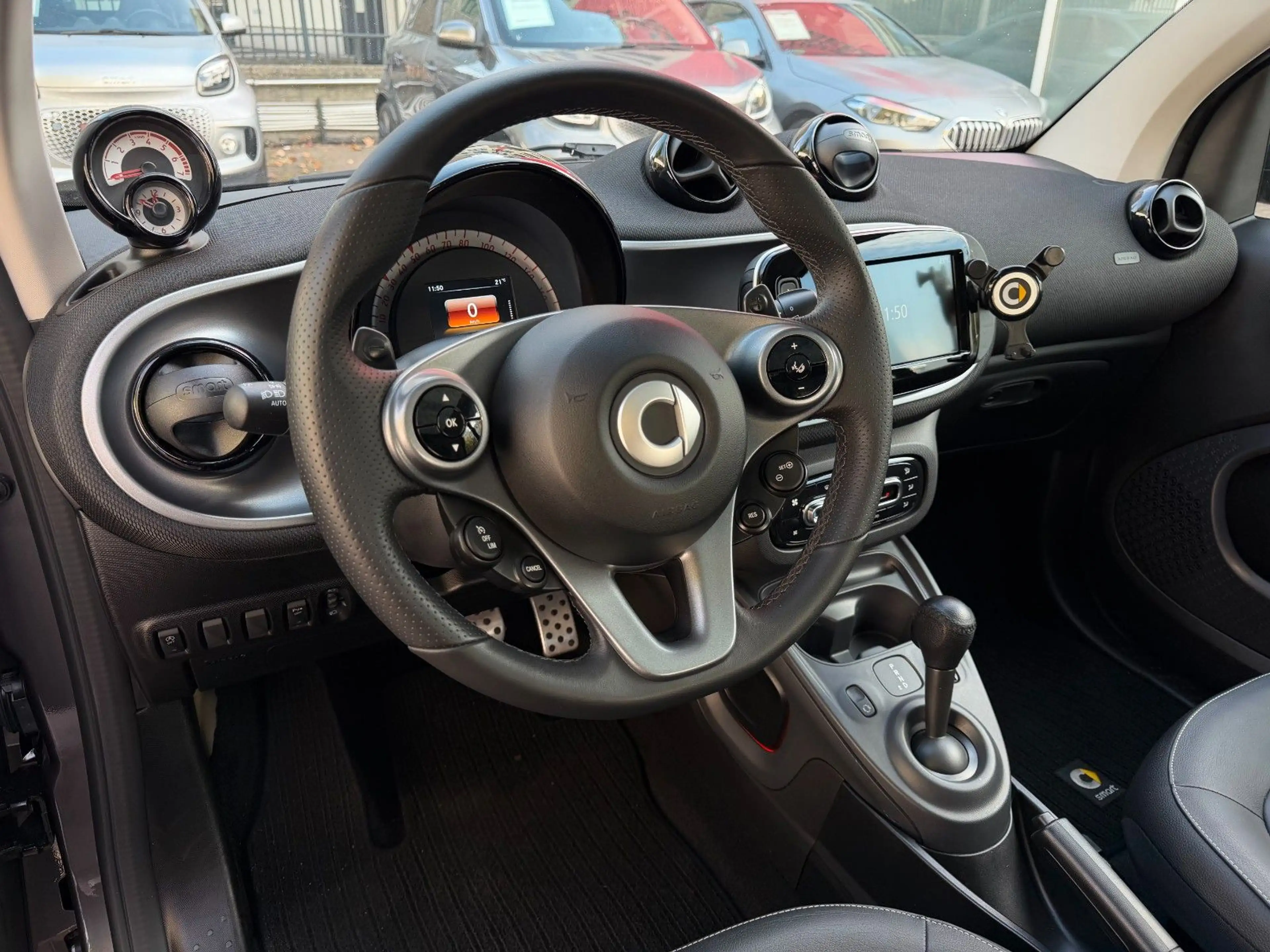 smart forTwo fortwo 66kW DCT prime SPORT*PANO*NAV*SHZ*PTS*KAM — photo 22