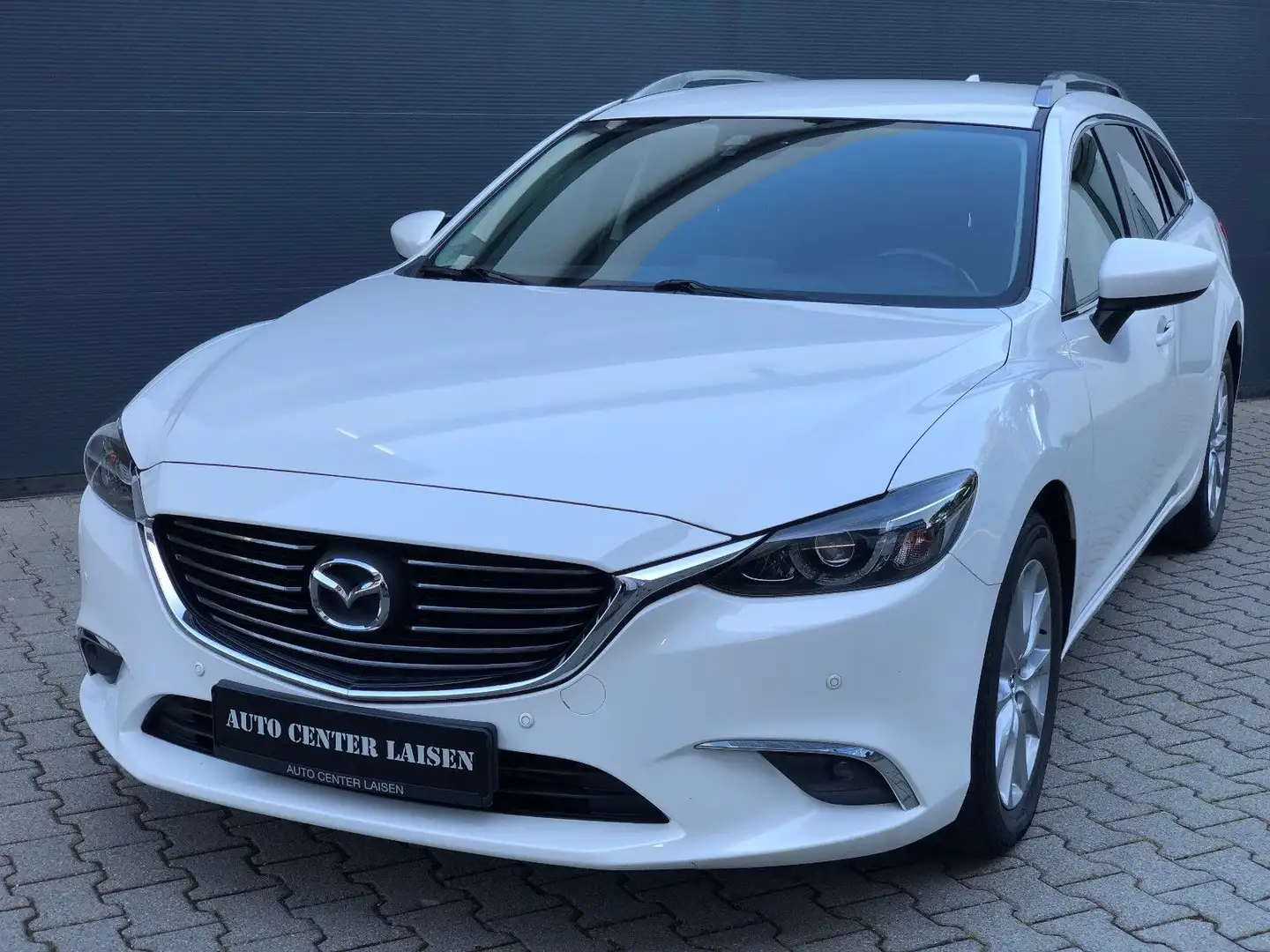 Mazda 6 Kombi Exclusive-Line Navi LED PDC Totwinkel Weiß - 1
