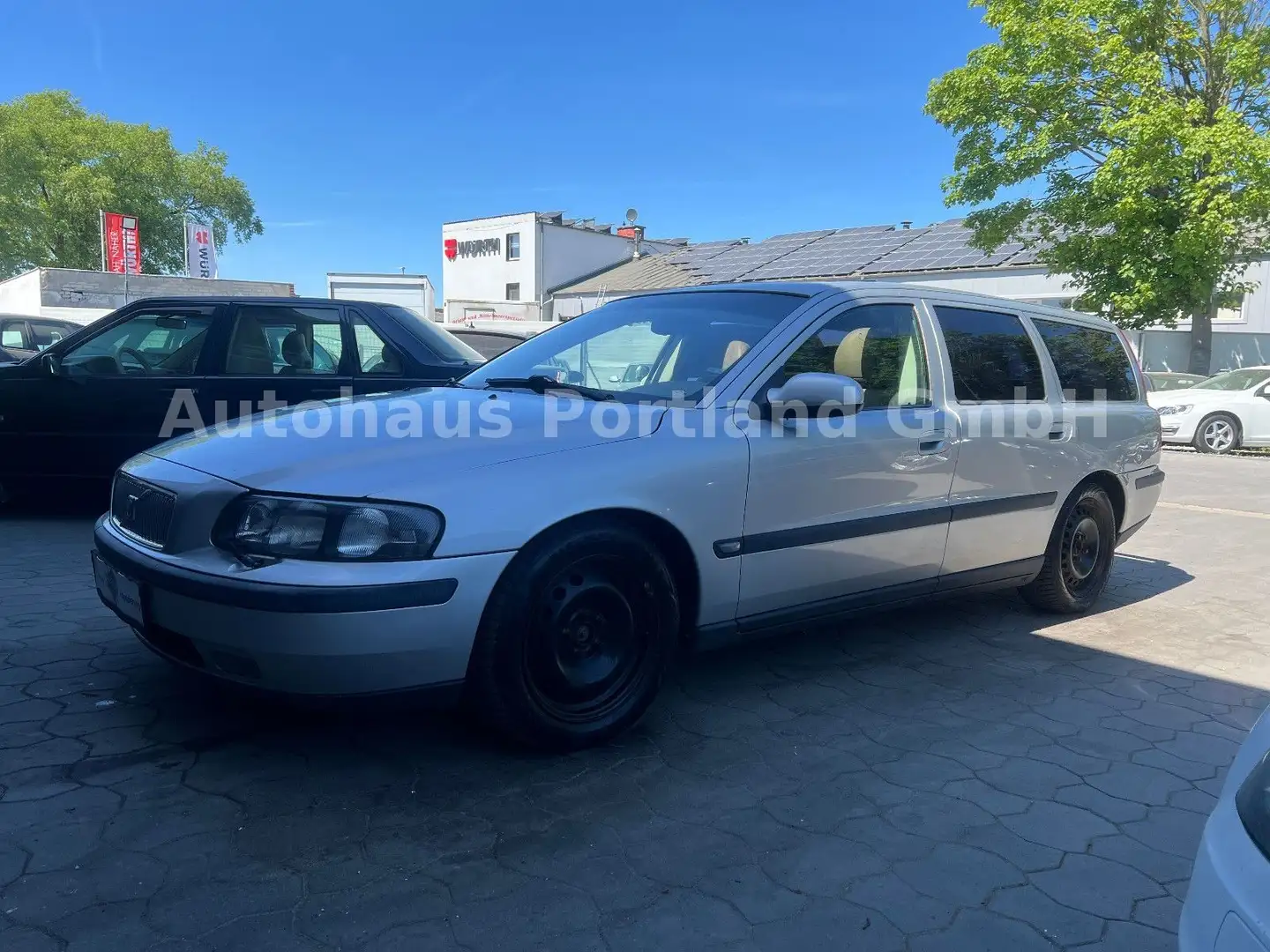 Volvo V70 2.3 T T5 Comfort/S-Dach/Elektr Sitze/Navi Argento - 1