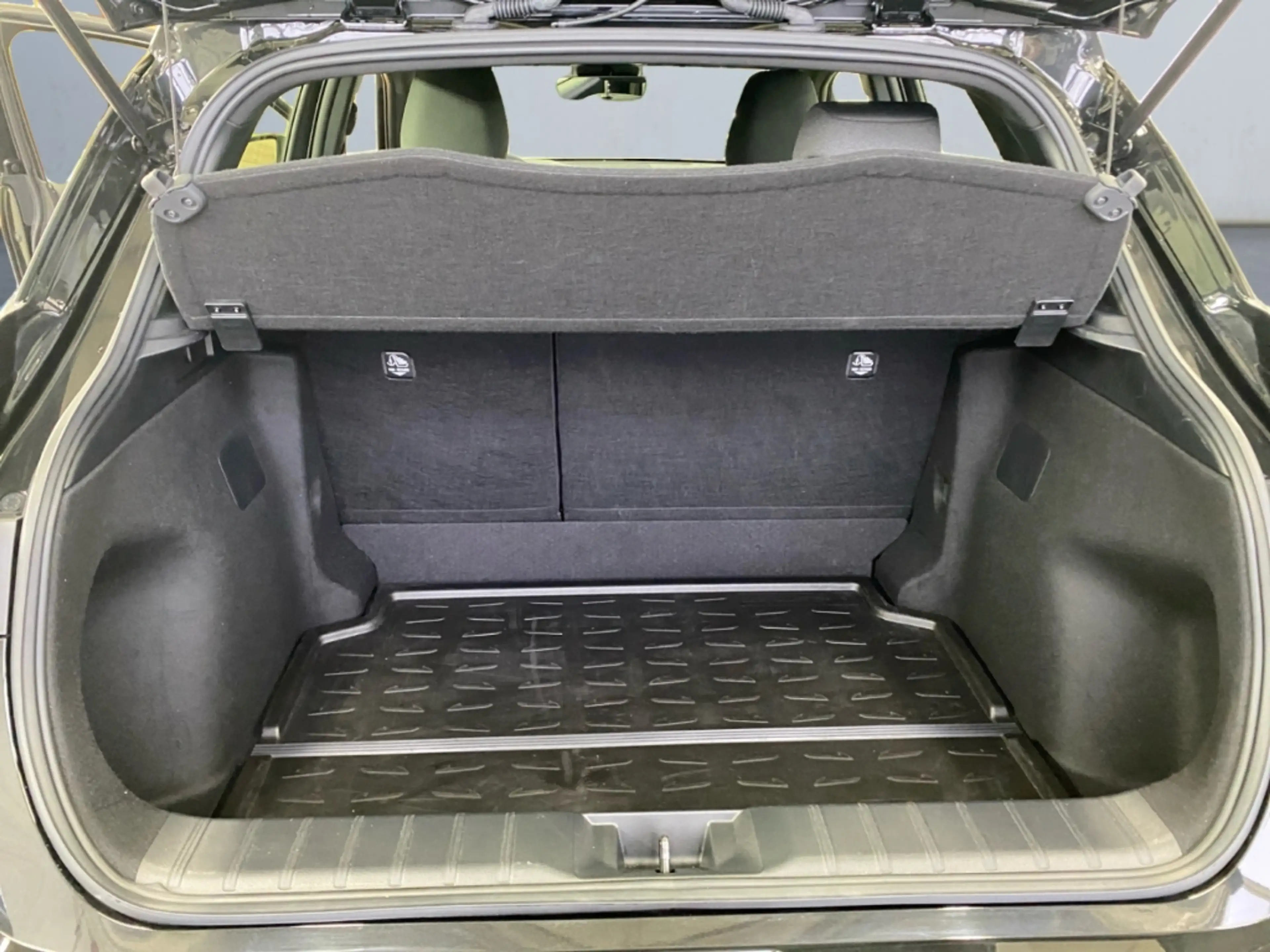 Lexus LBX BASIS plus Komfort Paket — photo 14