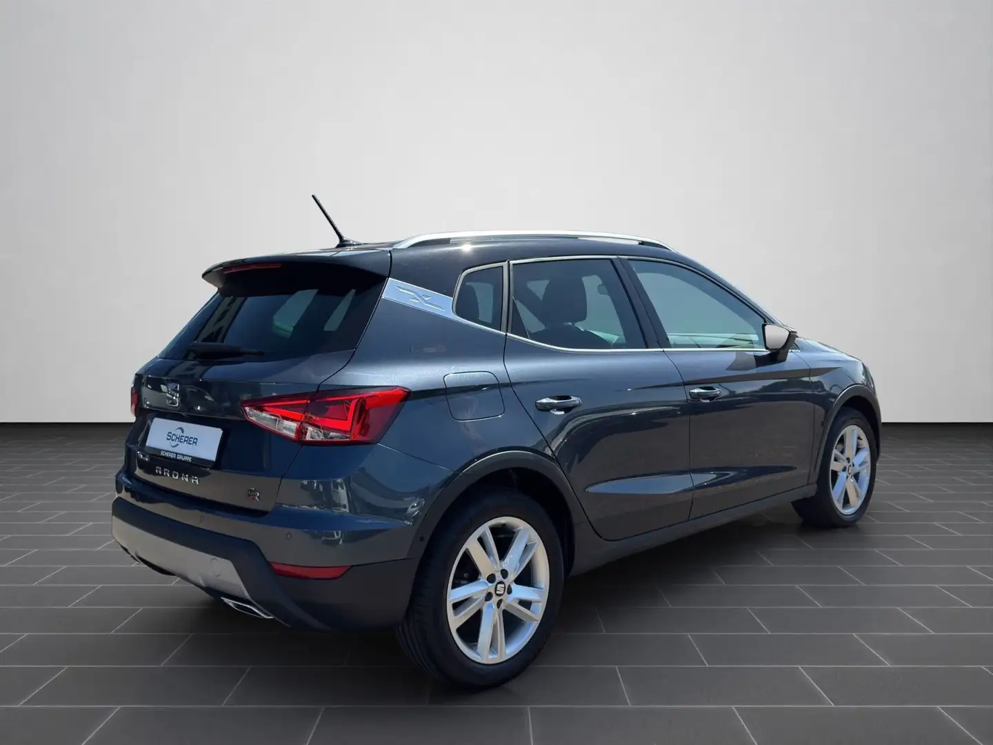 SEAT Arona FR 1.0 TSI SHZ FullLink VollLED ACC PDF RF Grau - 2