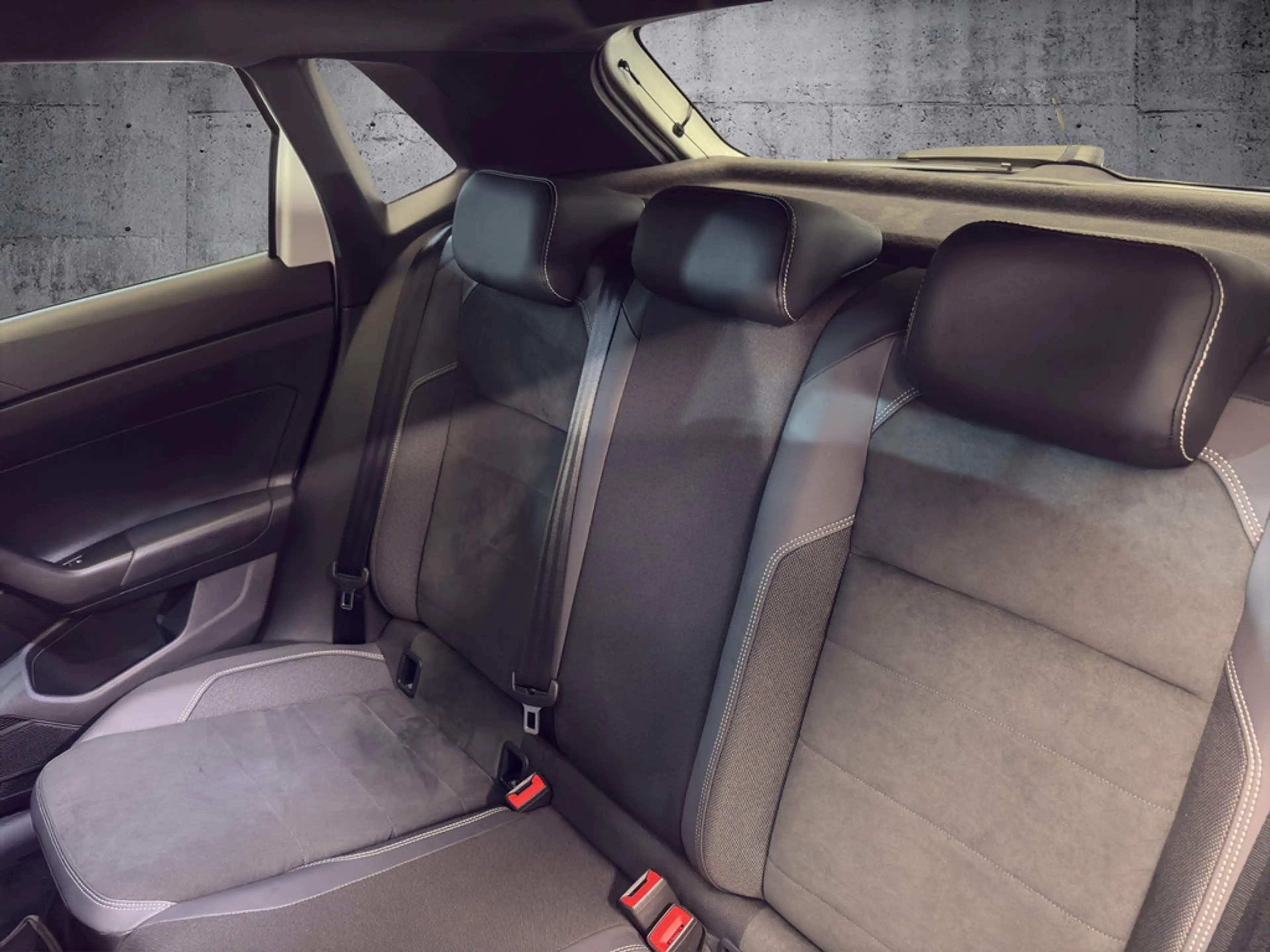 Volkswagen Polo GTI 2.0 TSI DSG NAVI+Pano+Matrix NAVI+Pa — photo 14