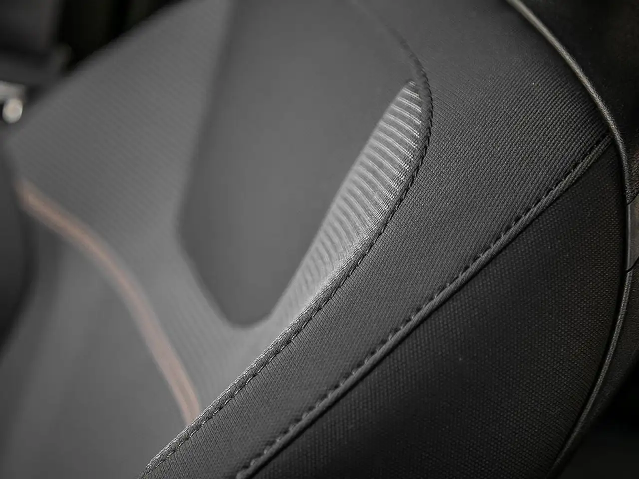 Kia Niro снимка Kia Niro