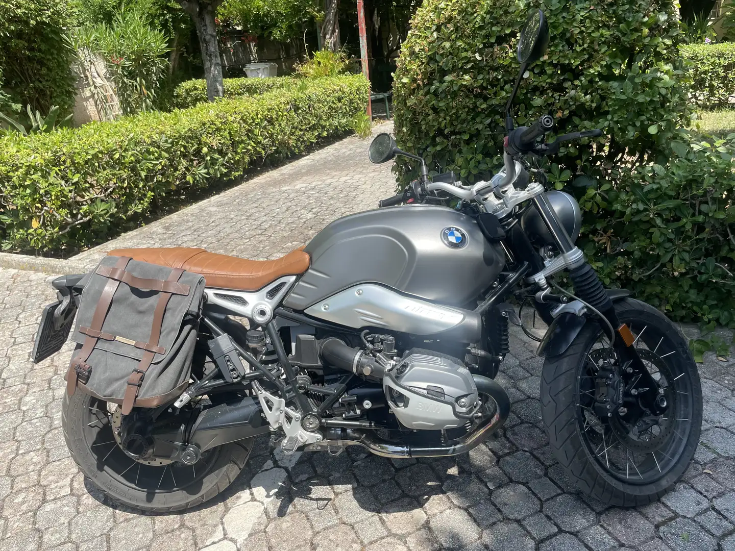 BMW R nineT scrambler - 1