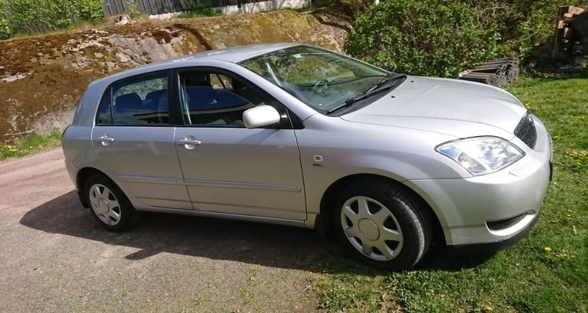 Toyota Corolla 110 VVT-i Linea Terra - 1