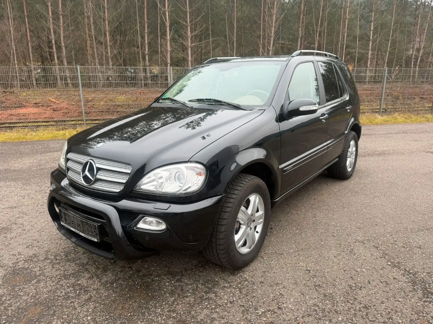 Mercedes-Benz ML 270 CDI FINAL EDITION Schwarz - 1