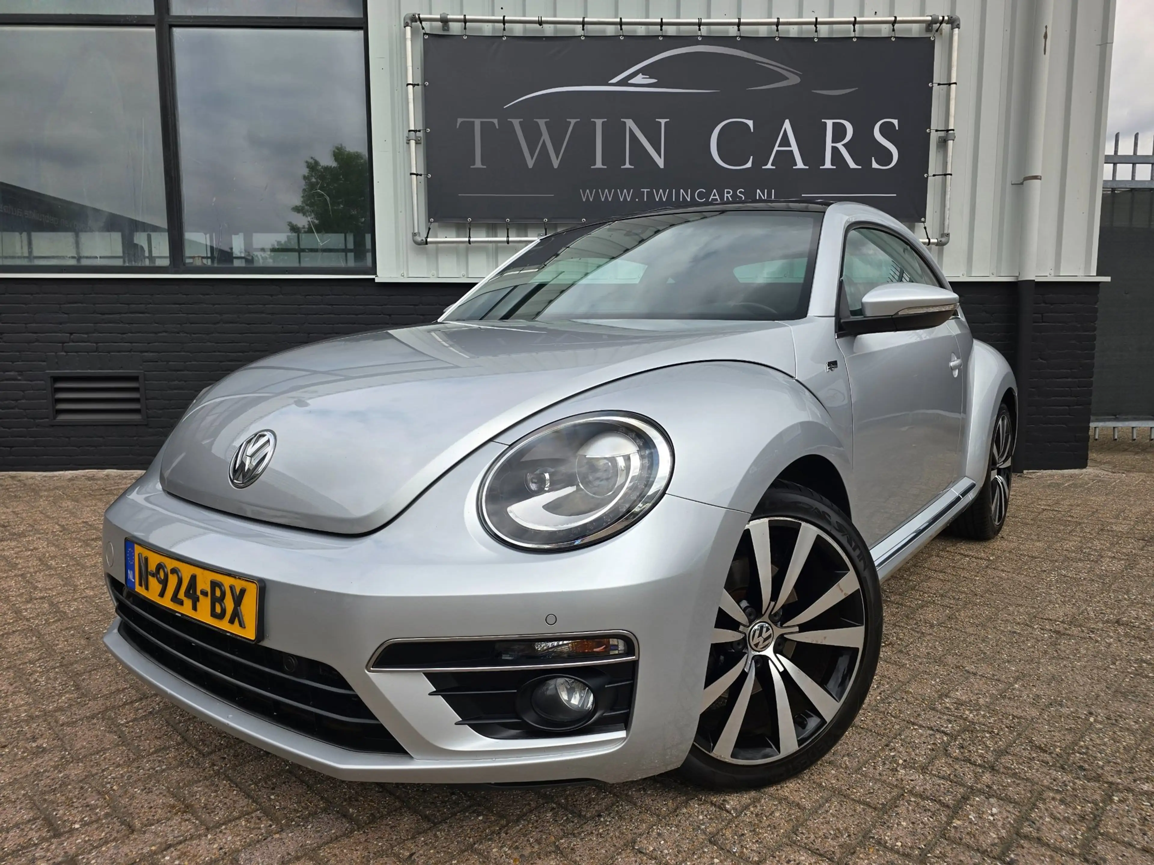 Volkswagen Beetle 1.4 TSI 160Pk R-Line Led Xenon Navi Fender-Sound — photo 3