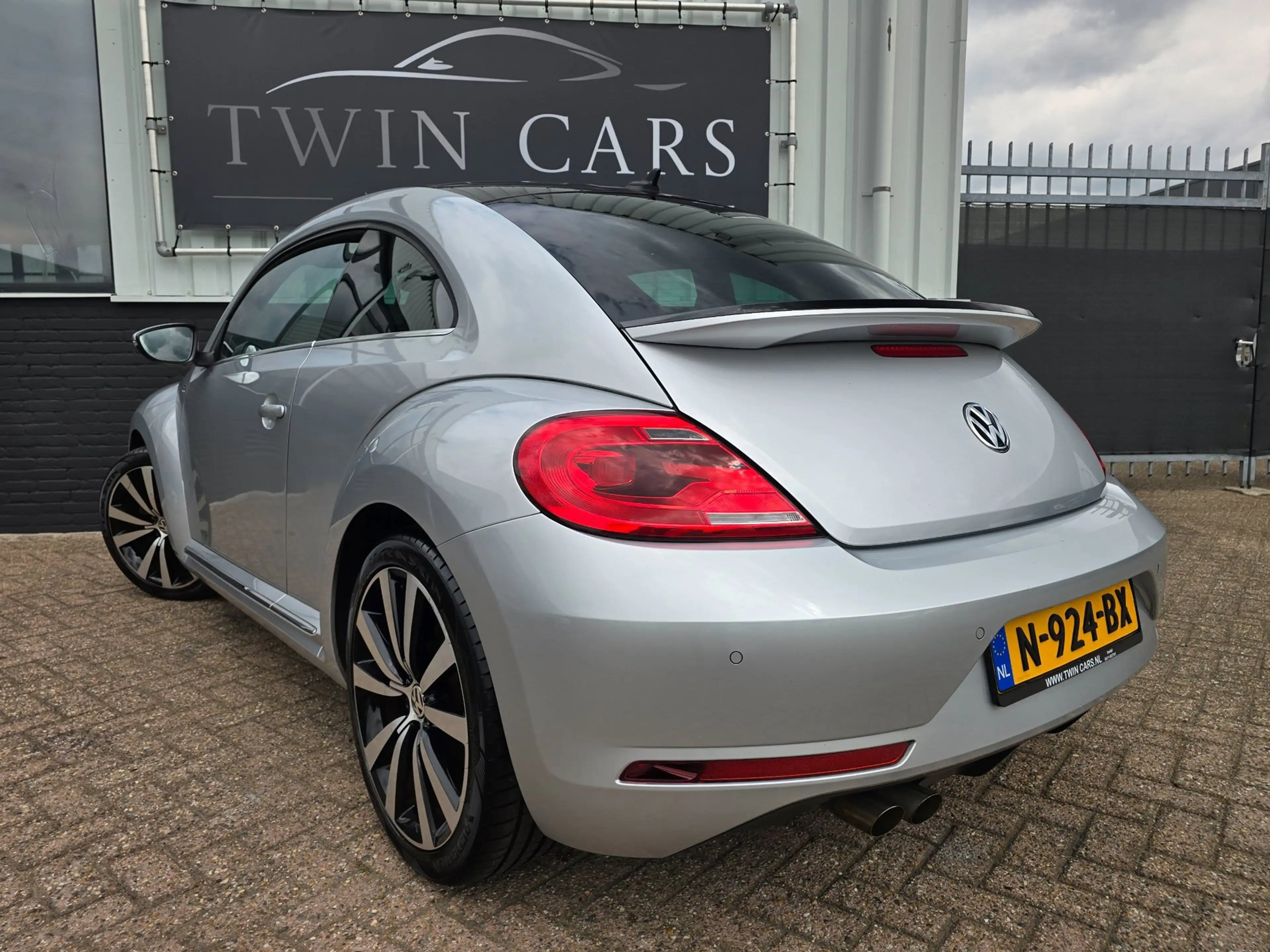 Volkswagen Beetle 1.4 TSI 160Pk R-Line Led Xenon Navi Fender-Sound — photo 4