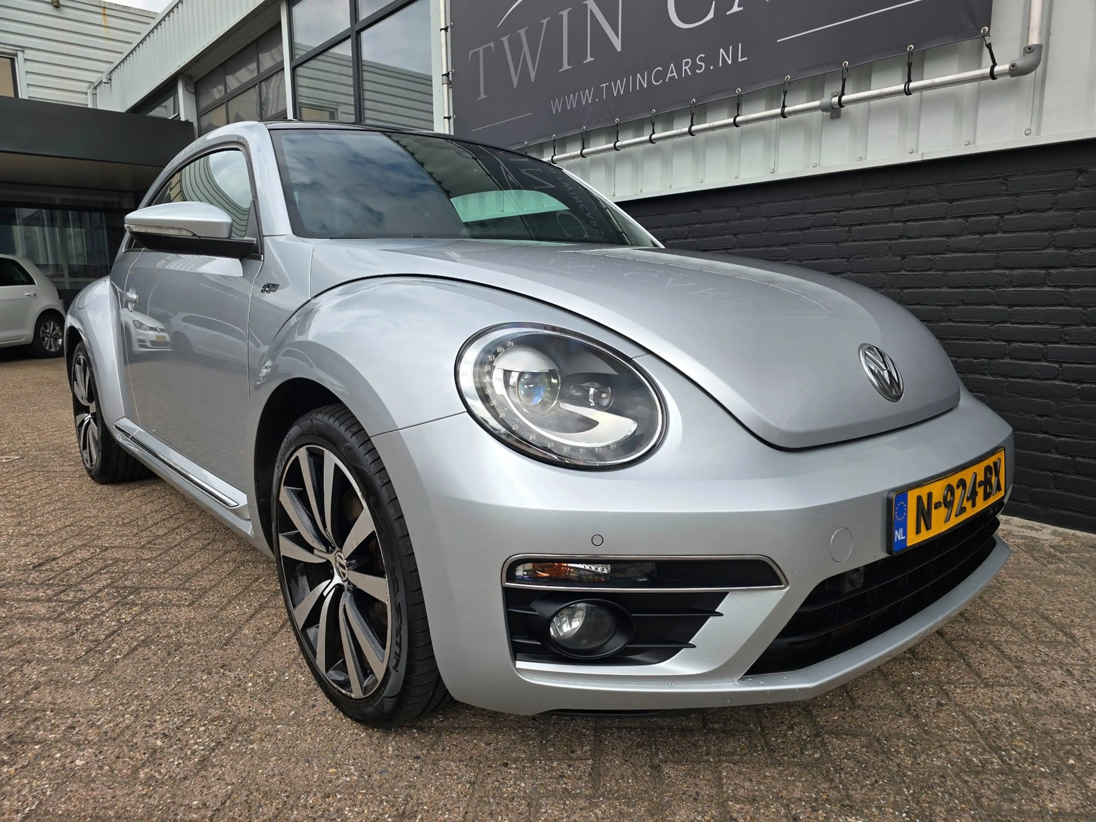 Volkswagen Beetle 1.4 TSI 160Pk R-Line Led Xenon Navi Fender-Sound — photo 9