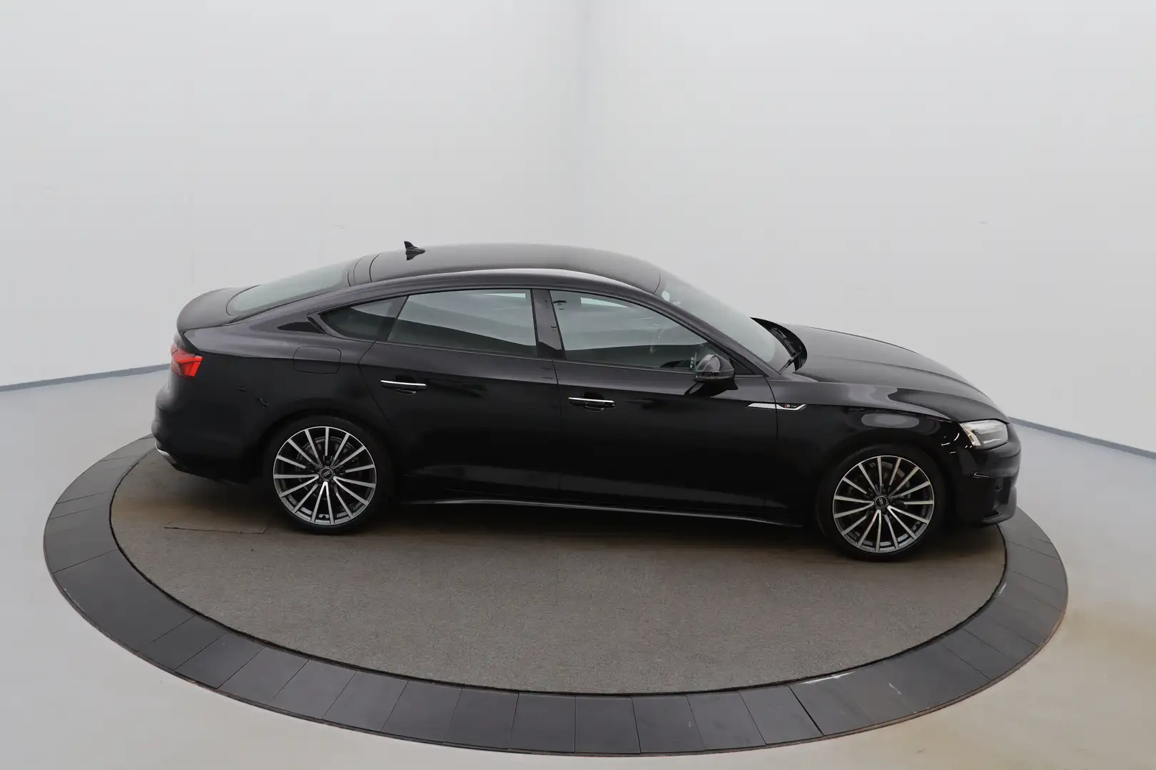 Audi A5 Sportback 35 TDi S-tronic Business Ed. S-Line Shad Schwarz - 2