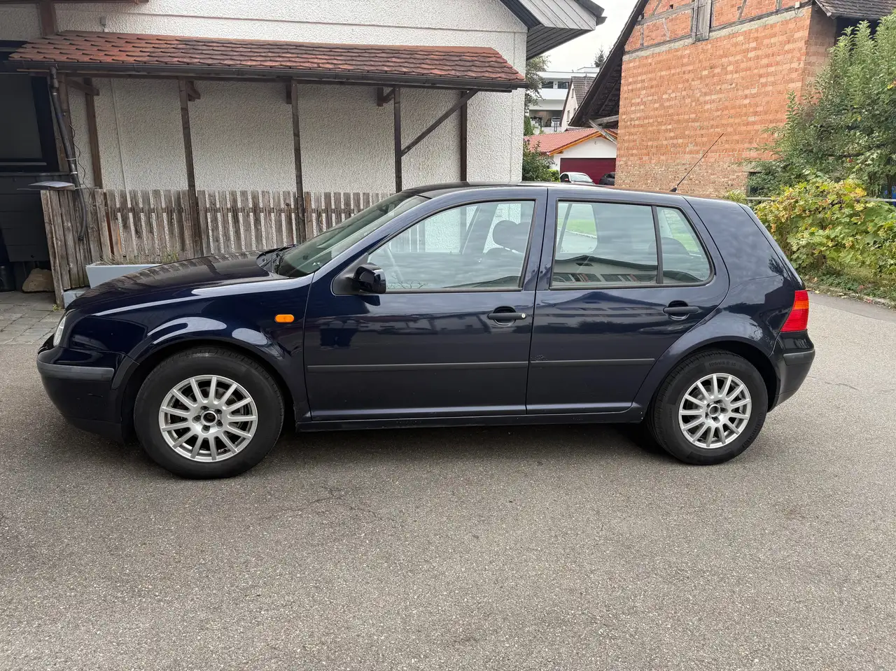 Volkswagen Golf IV 1.4 Klima Sitzheizung Velour Sitz 8 (fach bereift, foto 4
