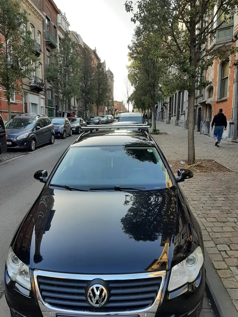 Volkswagen Passat Variant Passat SW 1.6 CR TDi BlueMotion Think Blue DPF Blauw - 1