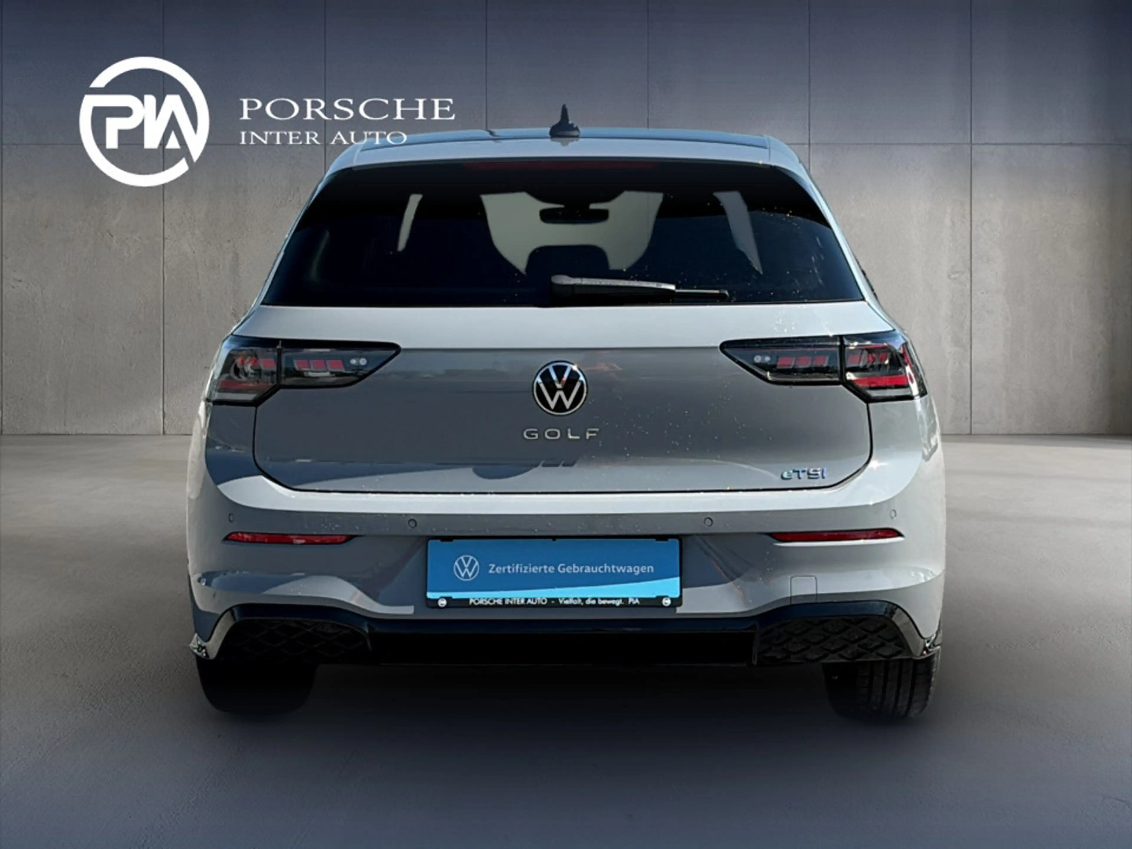 Volkswagen Golf R R-Line mHEV TSI DSG — photo 5